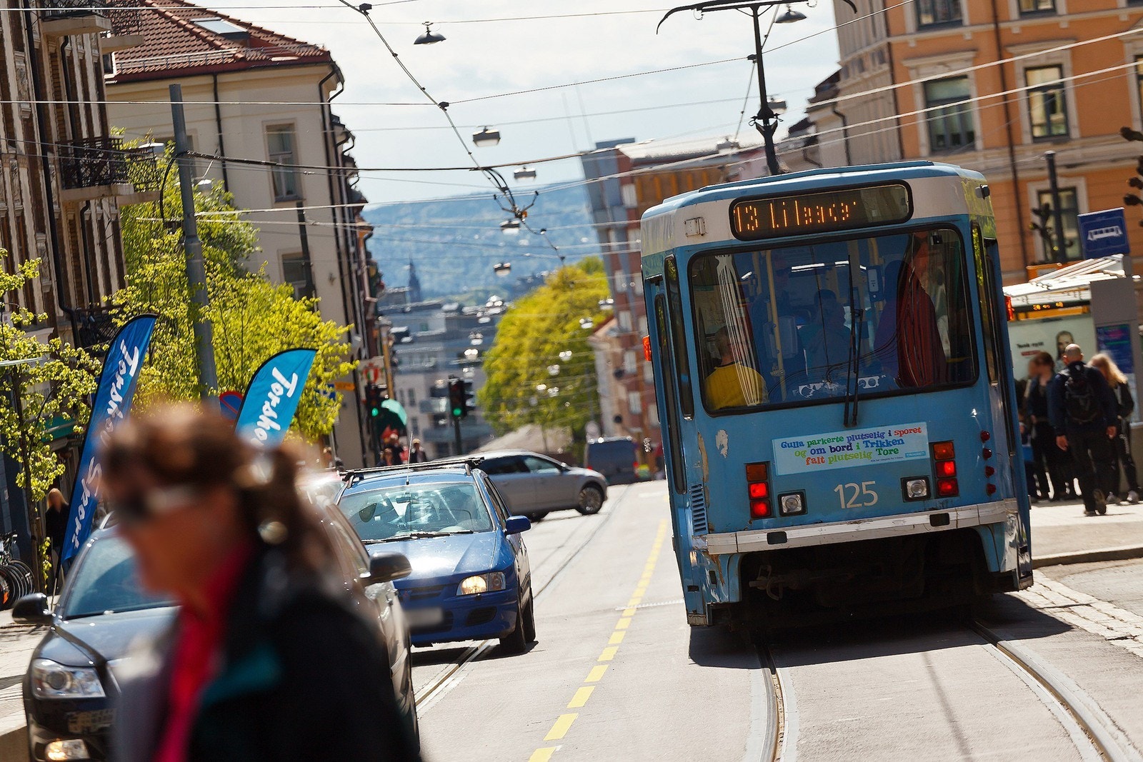 Kollektivtilbudet er meget godt, med både trikk og buss i nærheten. Galleribilde