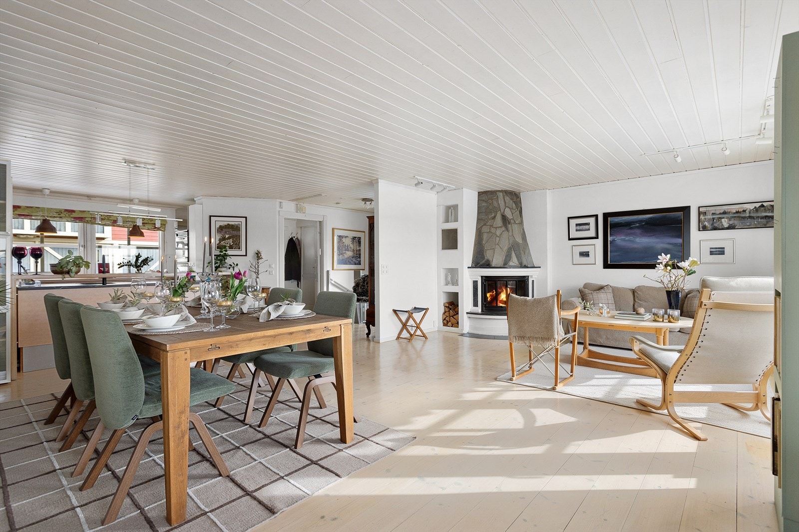 En ypperlig familiebolig som egner seg godt for familier i flere ulike livsfaser. Galleribilde