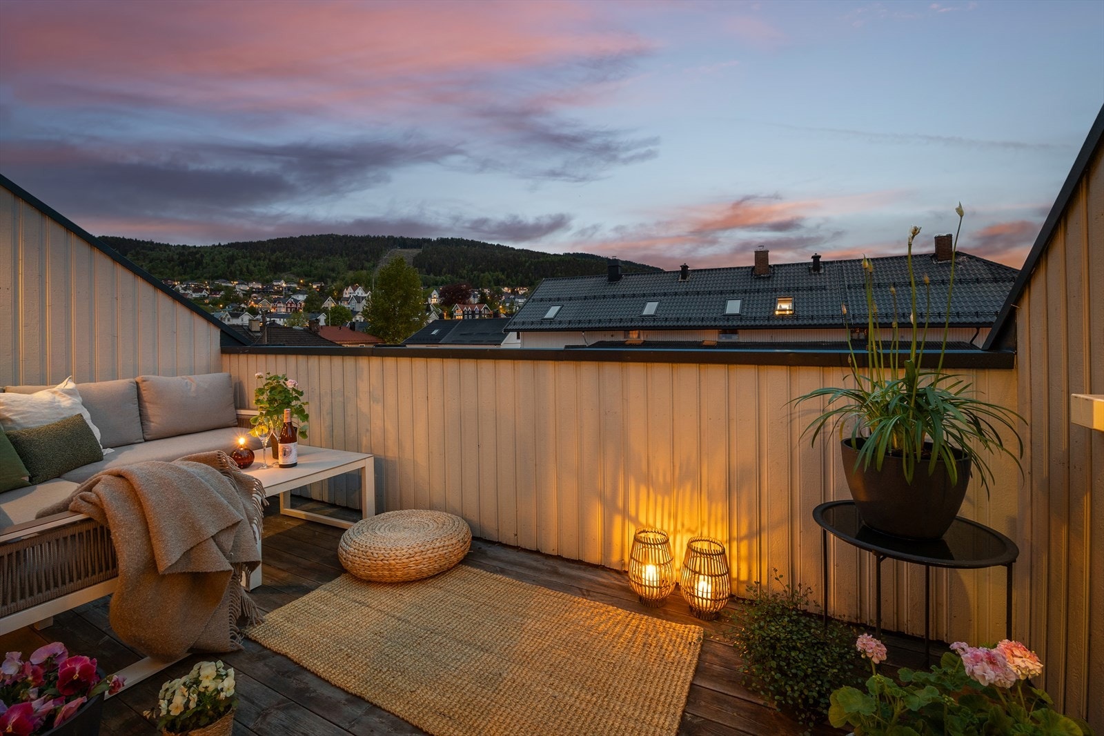 Adkomst til takterrasse fra loftetasjen Galleribilde