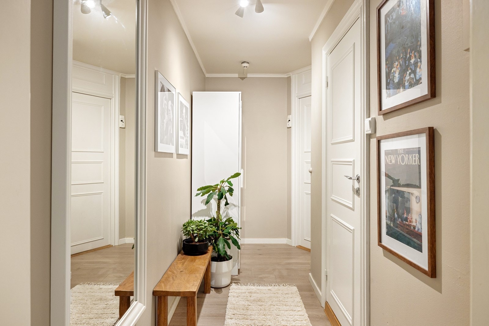 Her er det god plass til å innrede med oppbevaringsmøbler. Galleribilde