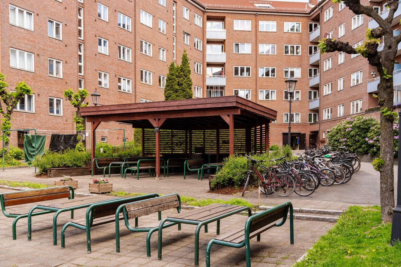 Det er også sykkelparkering tilgjengelig, ideelt med sommeren rett rundt hjørnet. Galleribilde