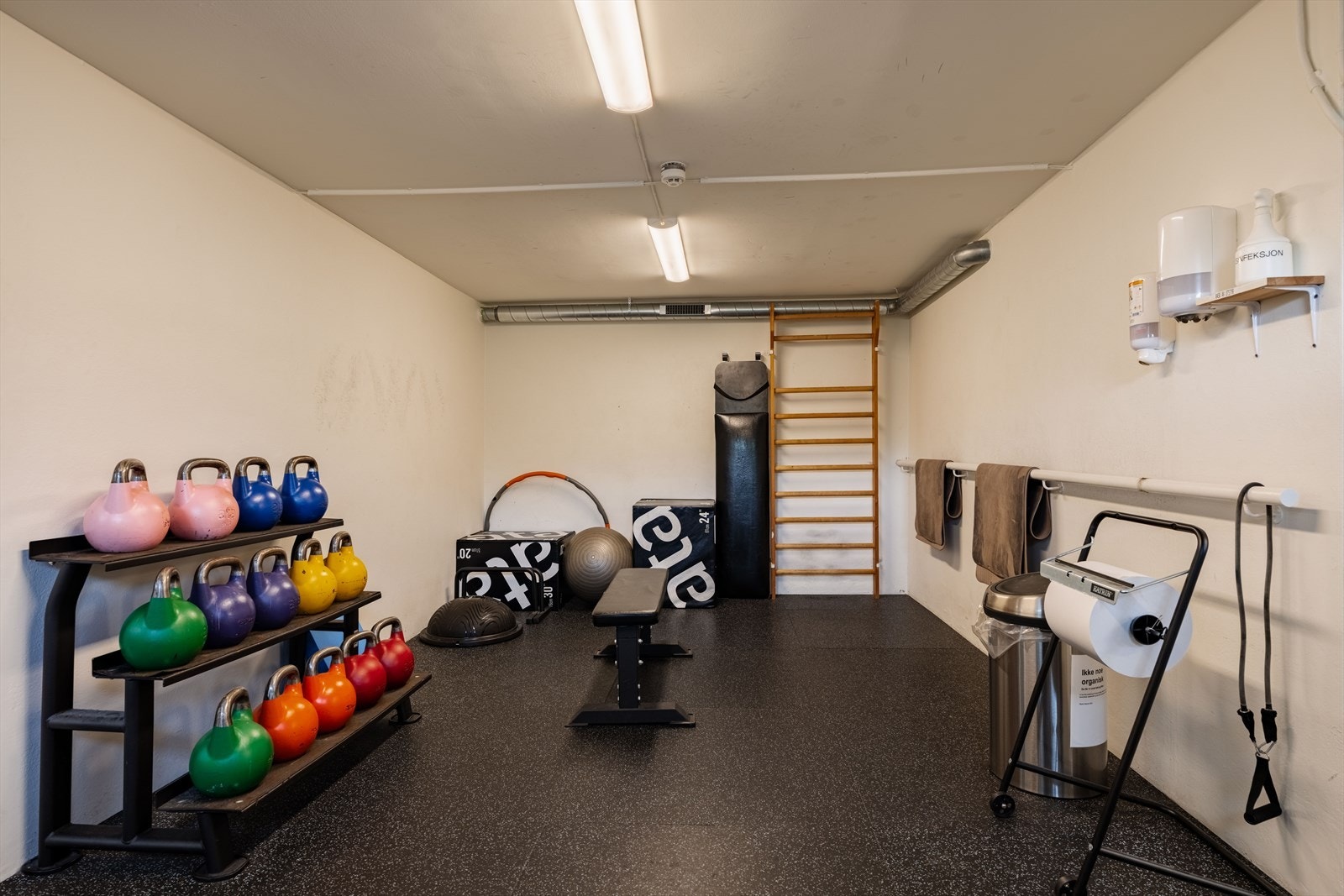 En fordel som svært få boligblokker har, er tilgang til et felles treningssenter for beboerne. Galleribilde