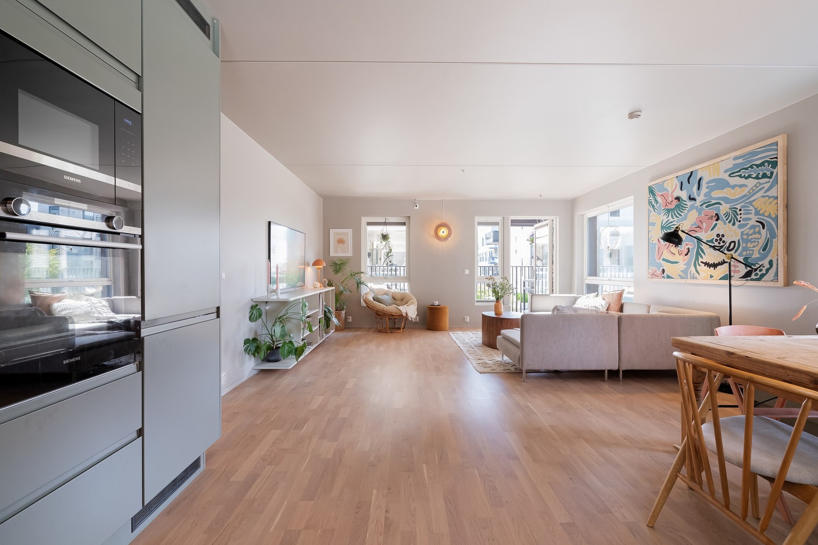 Leiligheten sto nyoppført i 2019. Her er det bare å ta med seg møblene og flytte rett inn! Galleribilde