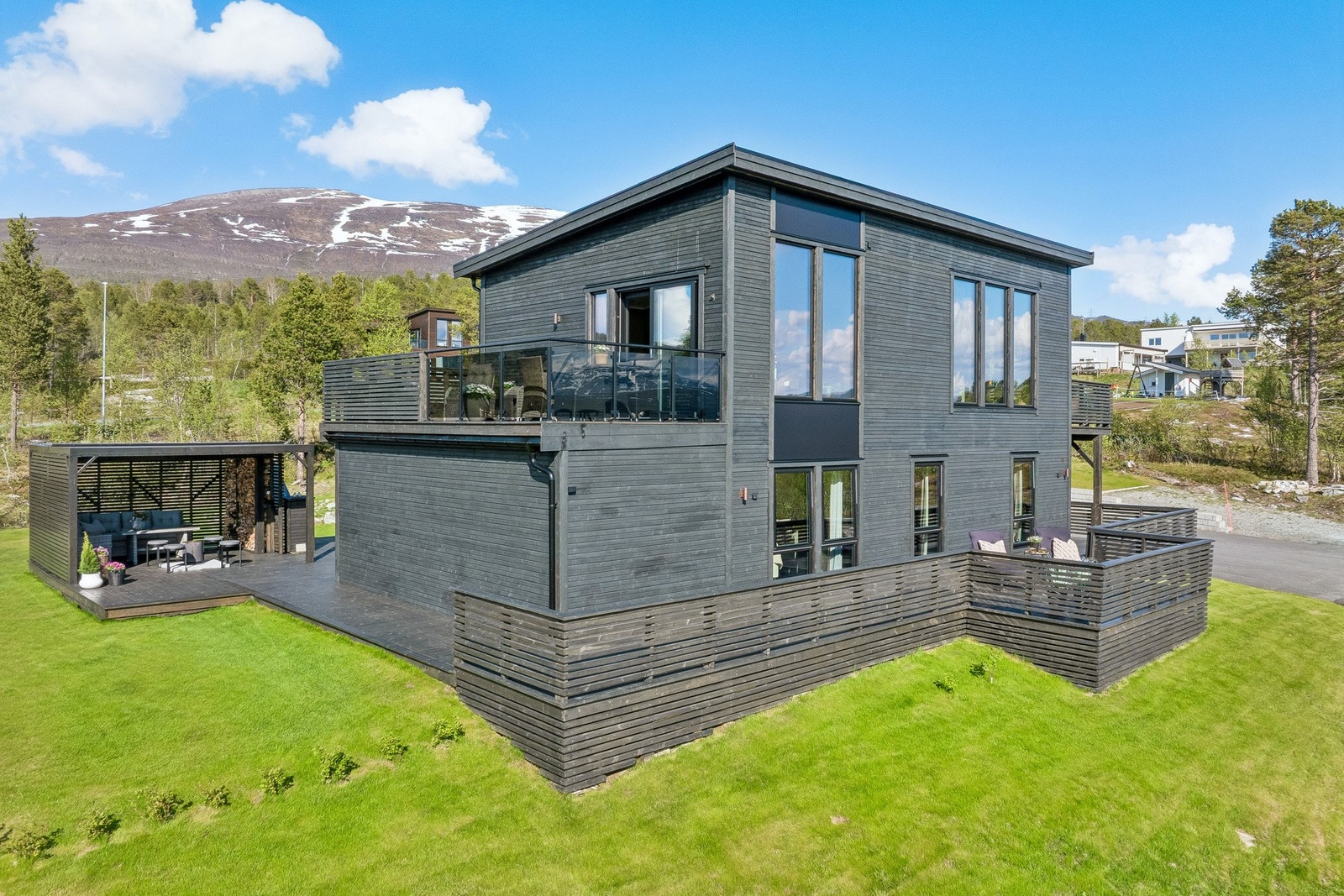 Eiendomsmegler1 presenterer Agnesveien 4! Foto: EFKT. Galleribilde