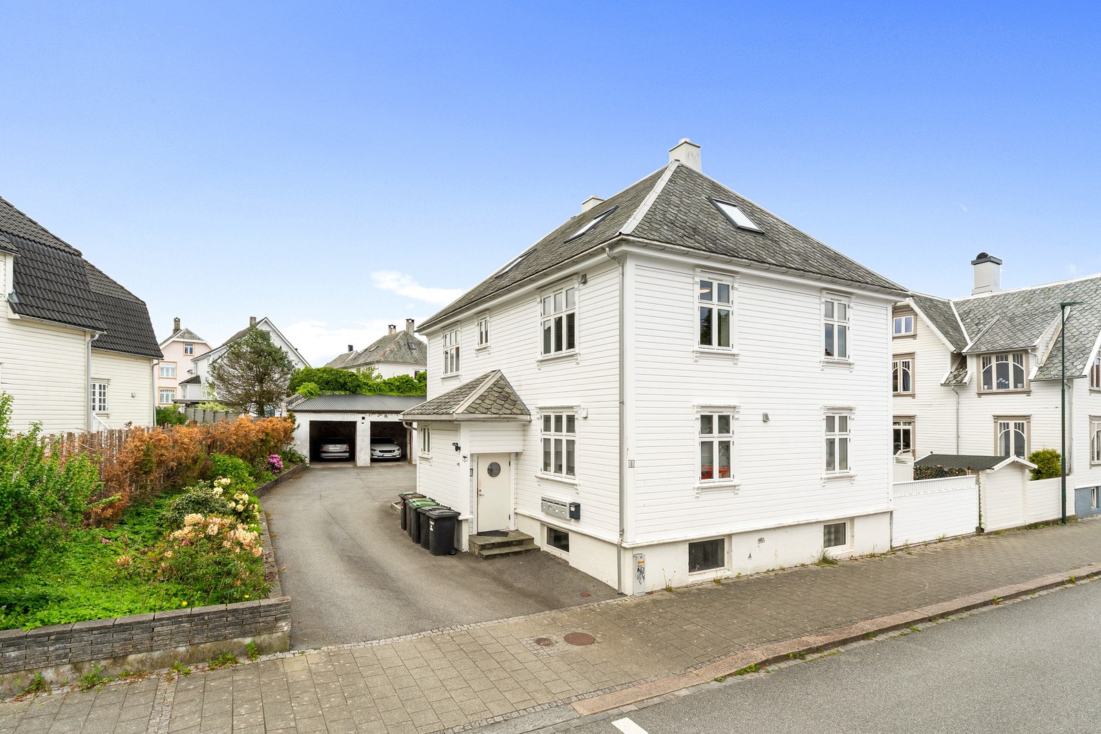 PrivatMegleren Galleri v/ Nikolai Tvedt presenterer Bolette Wieses gate 1! Galleribilde
