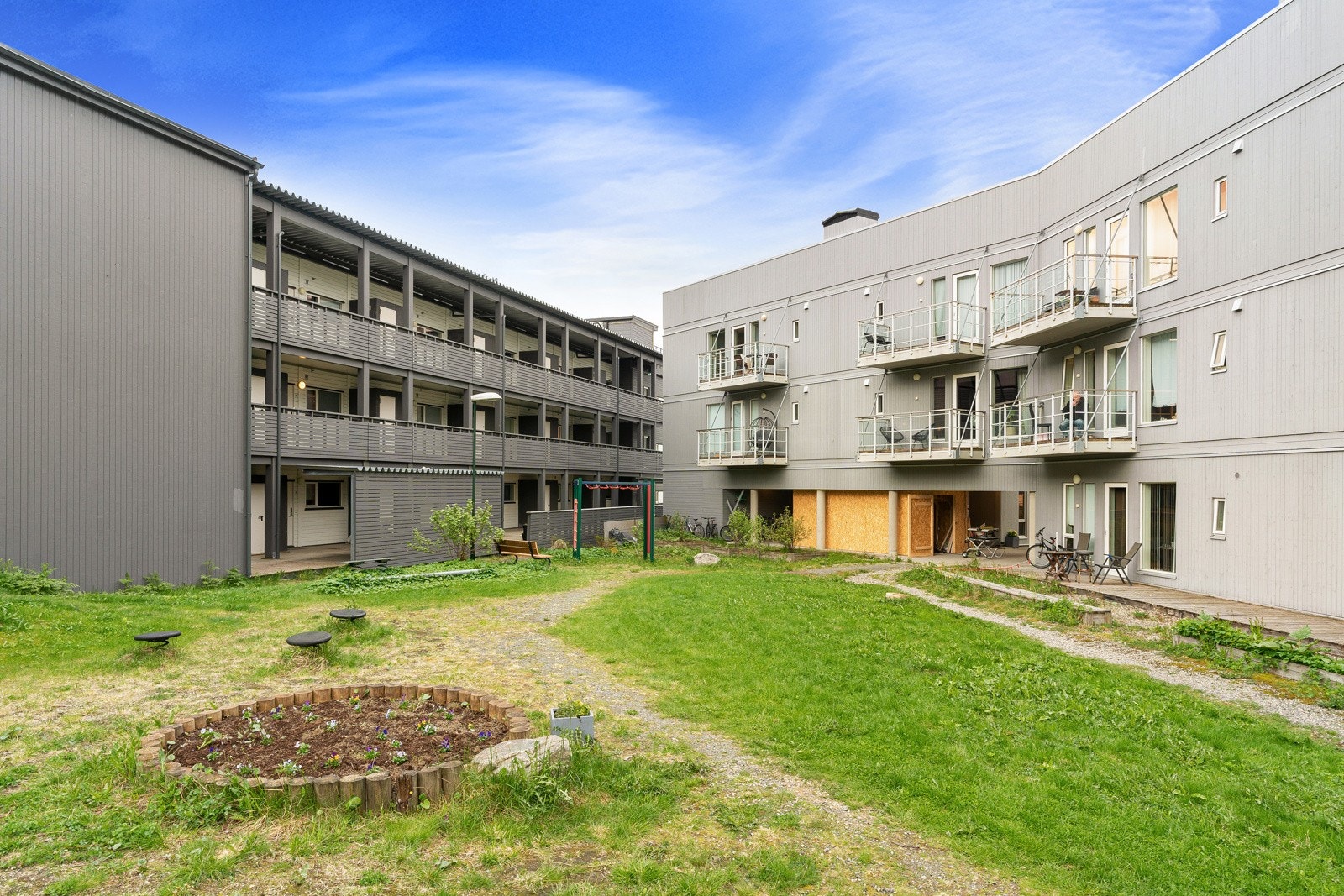 Flott intern beliggenhet i 3. etasje, vendt ut mot fellesområder. Galleribilde
