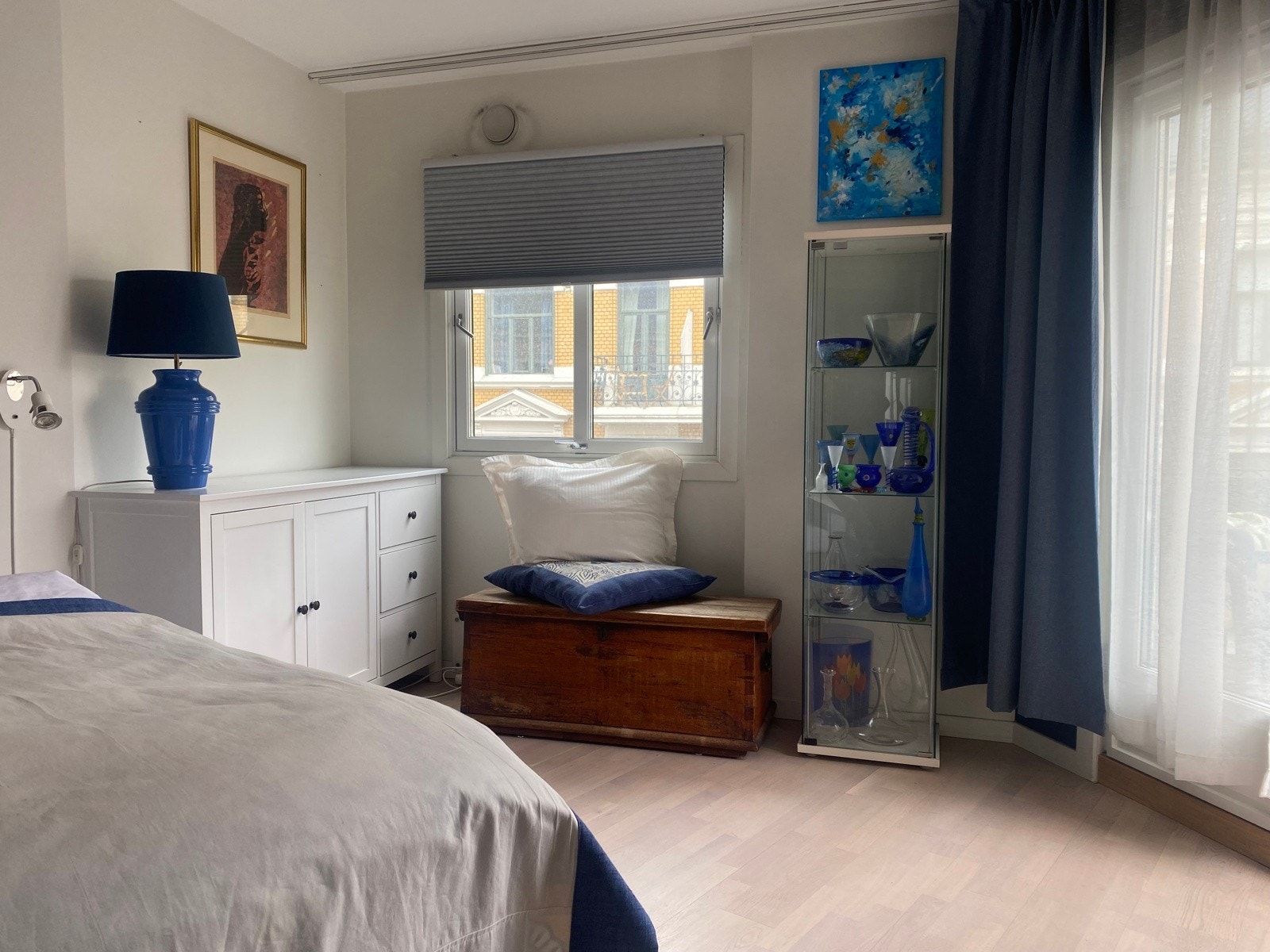 Et lunt og fint hovedsoverom Galleribilde