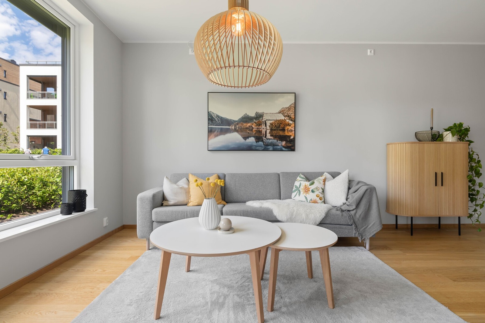 Moderne og innbydende leilighet fra 2022 med attraktiv beliggenhet. Galleribilde