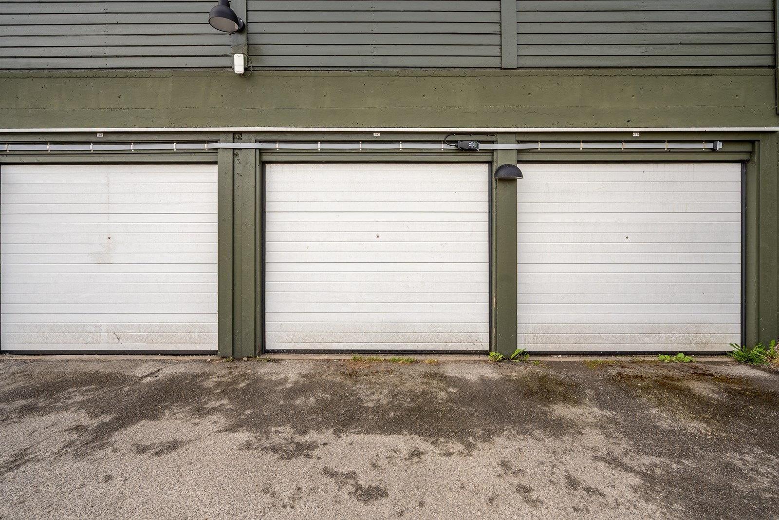 Garasjeanlegget tilhører Nordre Fjeldstad Borettslag. Galleribilde
