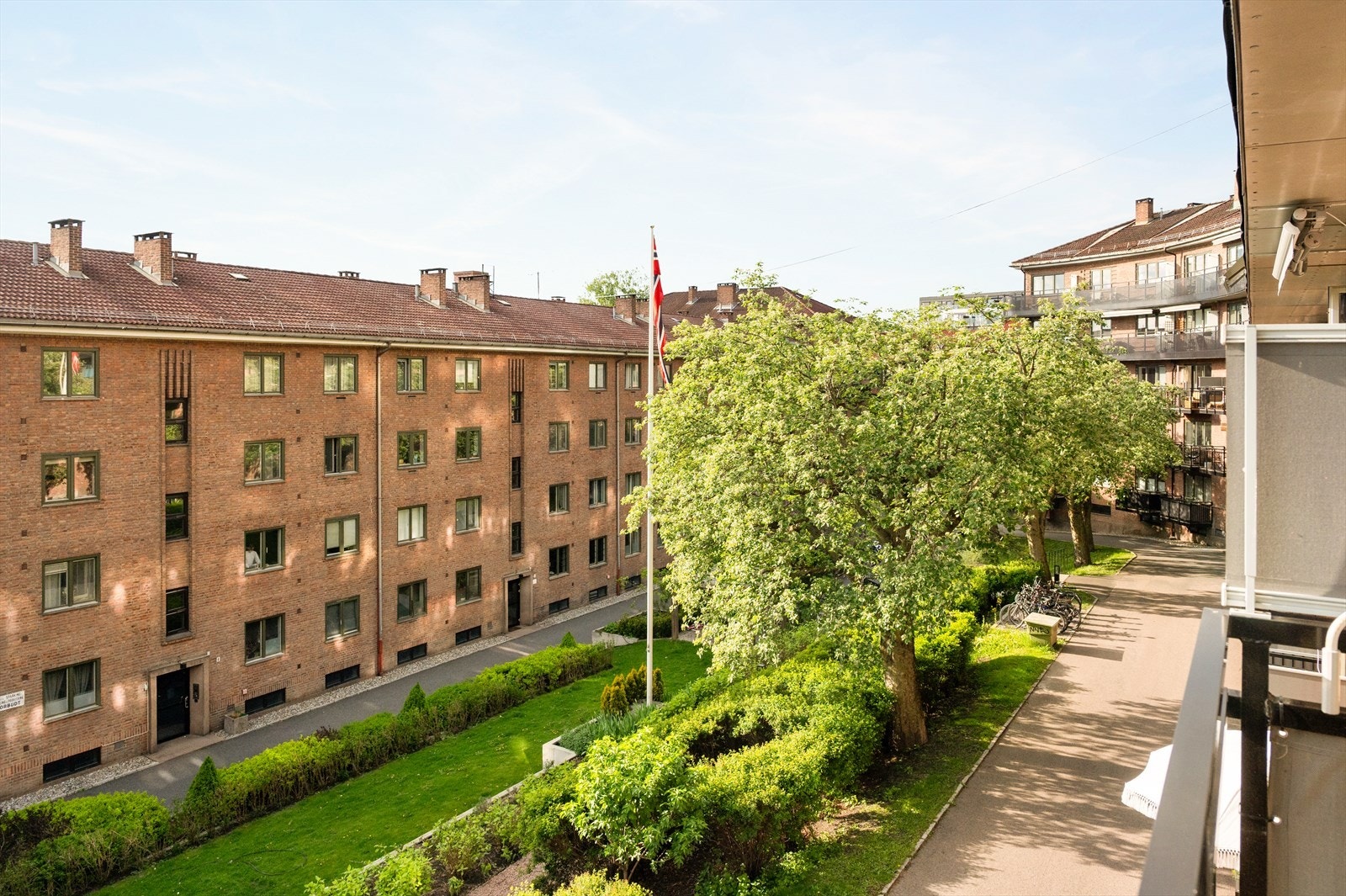 Utsikt fra balkongen. Galleribilde