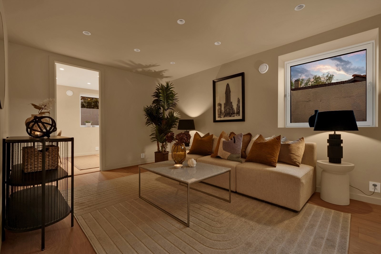 Kjellerstue med downlights Galleribilde