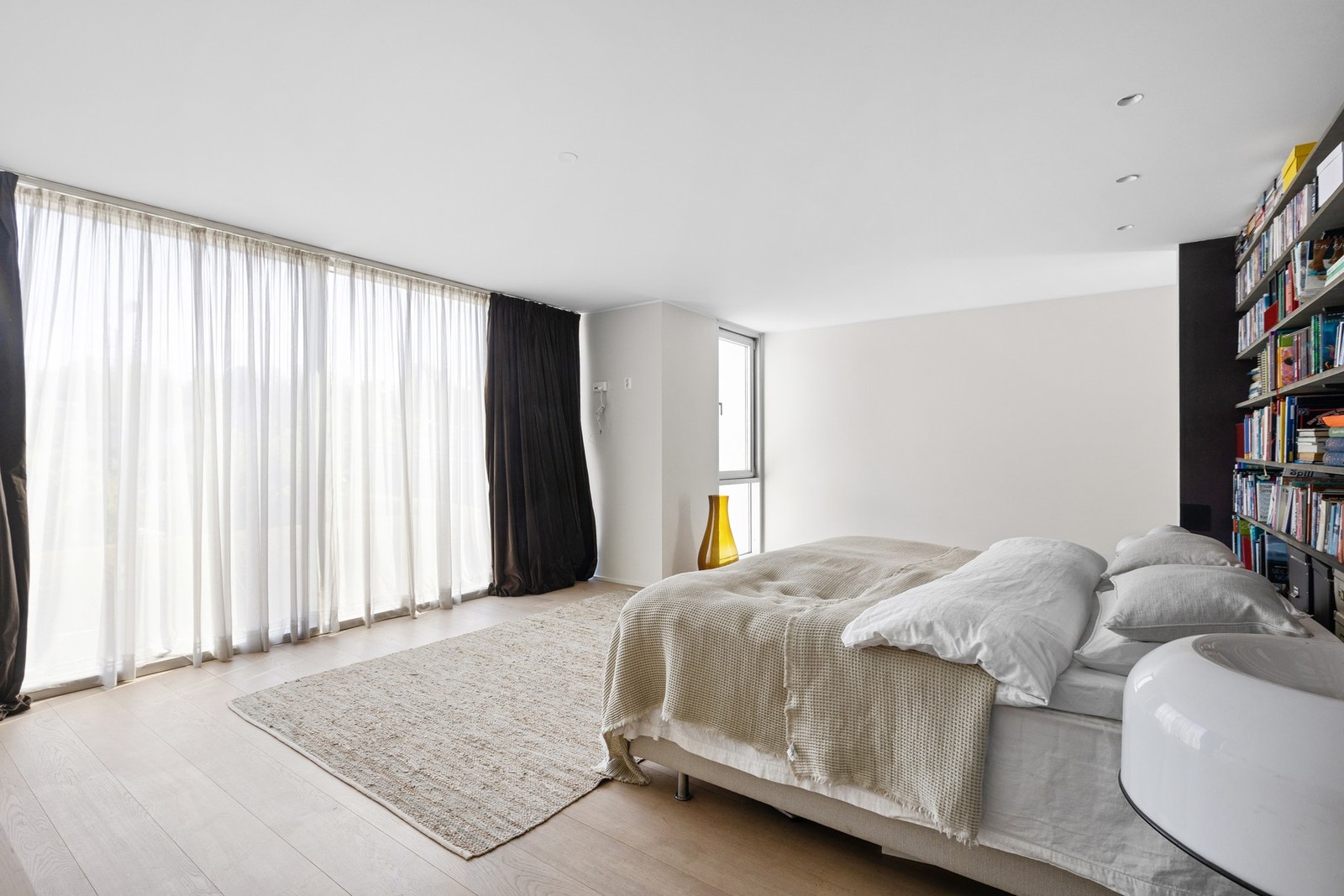 Master bed-room Galleribilde
