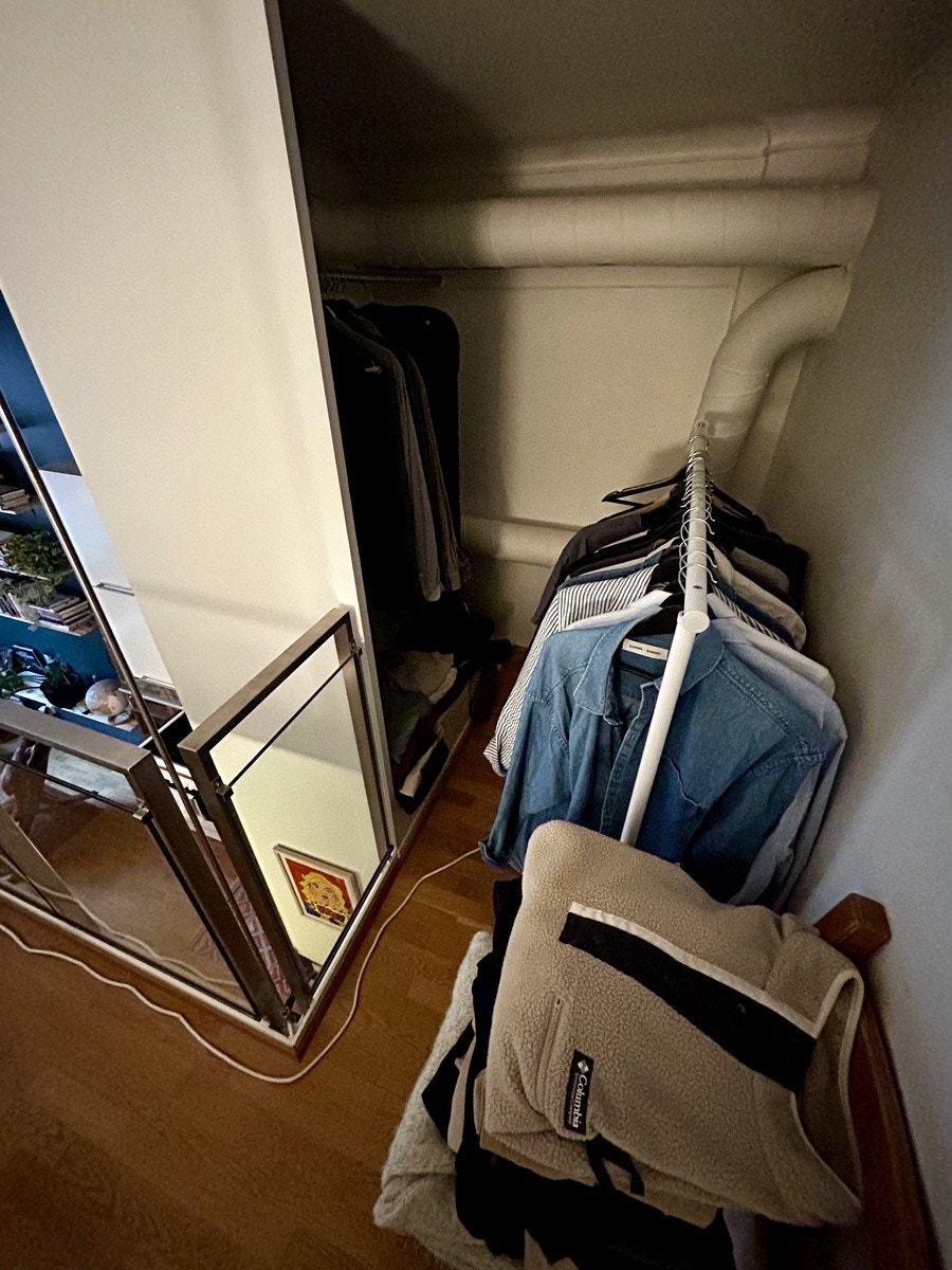 Garderobe Galleribilde
