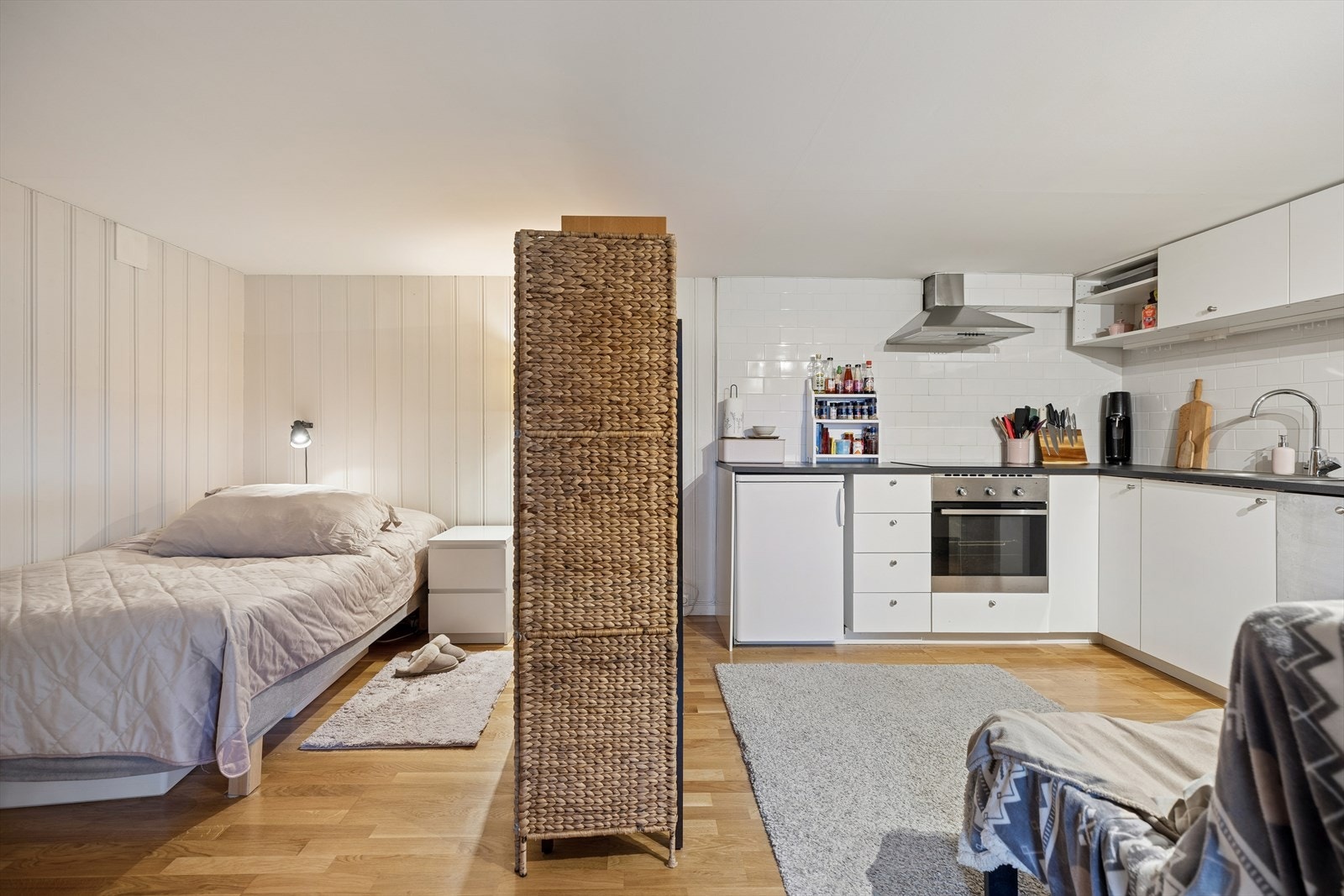 Den åpne løsningen gir en arealeffektiv utnyttelse av plassen. Galleribilde