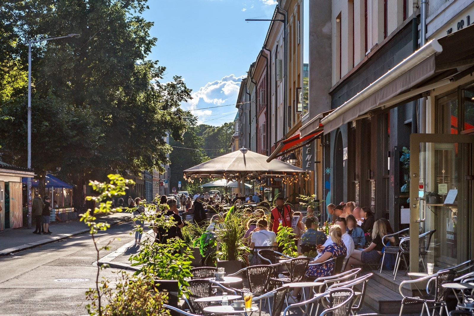 Grünerløkka byr på et variert utvalg av restauranter, kaféer og uteserveringer Galleribilde