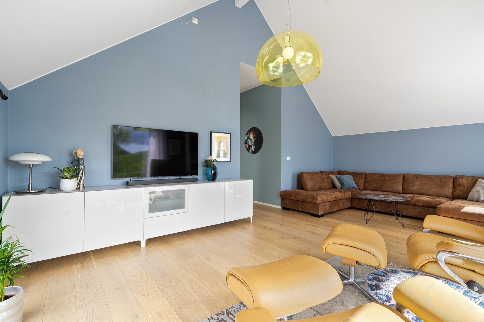 Loftstue Galleribilde