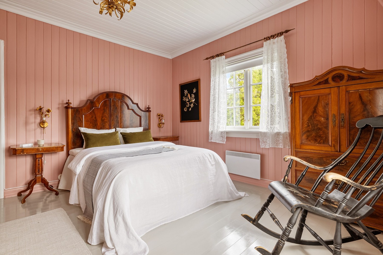 Rommene oppleves lyse, luftige og innbydende. Galleribilde