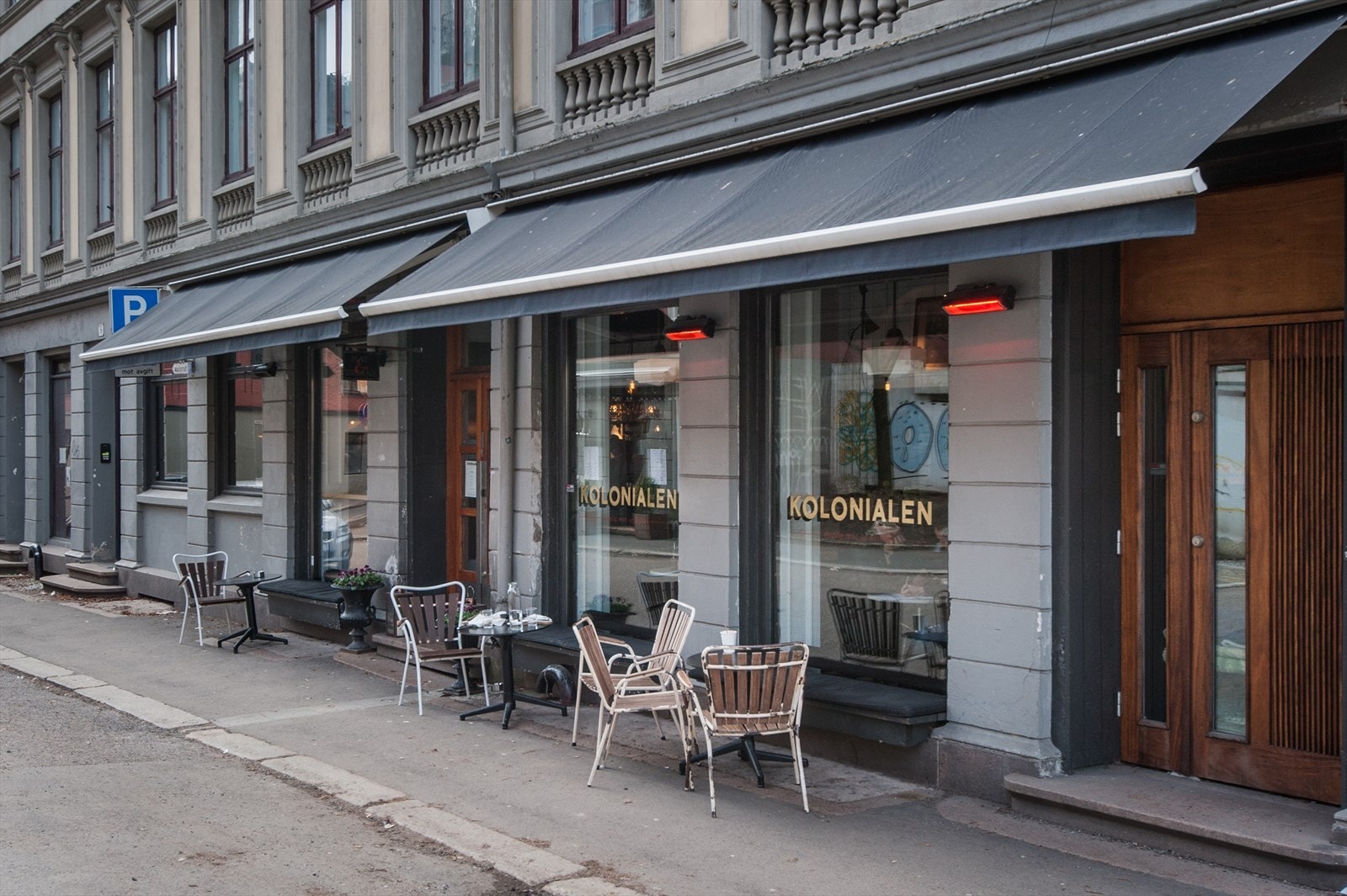 Kolonialen er en hyggelig nabolagsrestaurant. Galleribilde