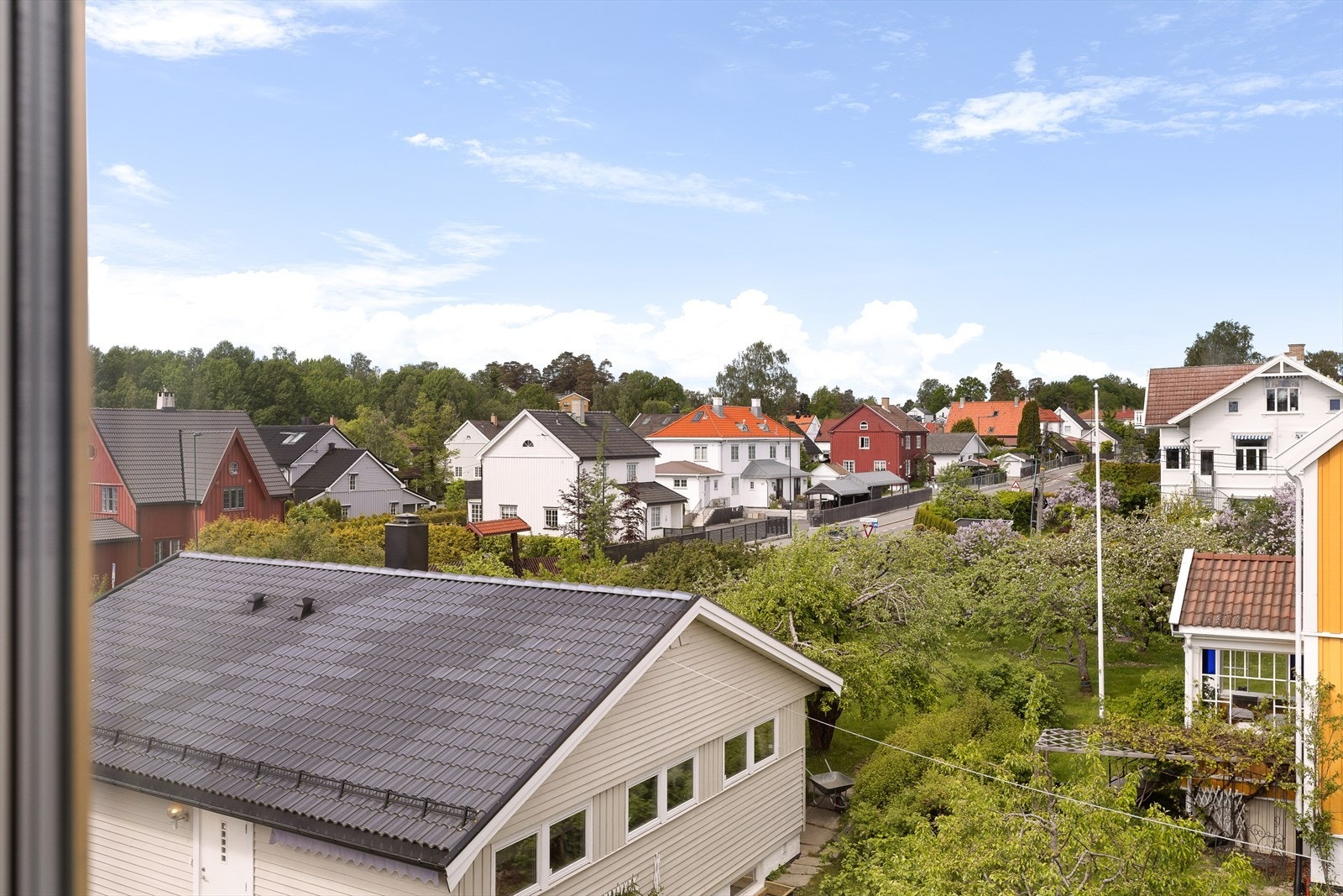 003085-47.jpg Galleribilde