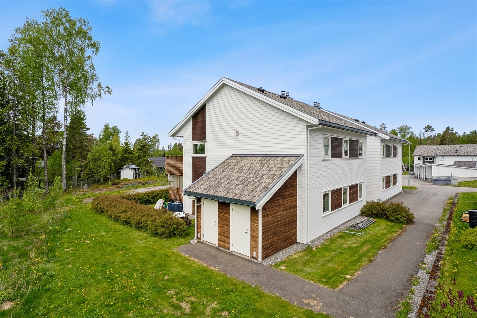 Oppbevaring i utvendig bod. Galleribilde