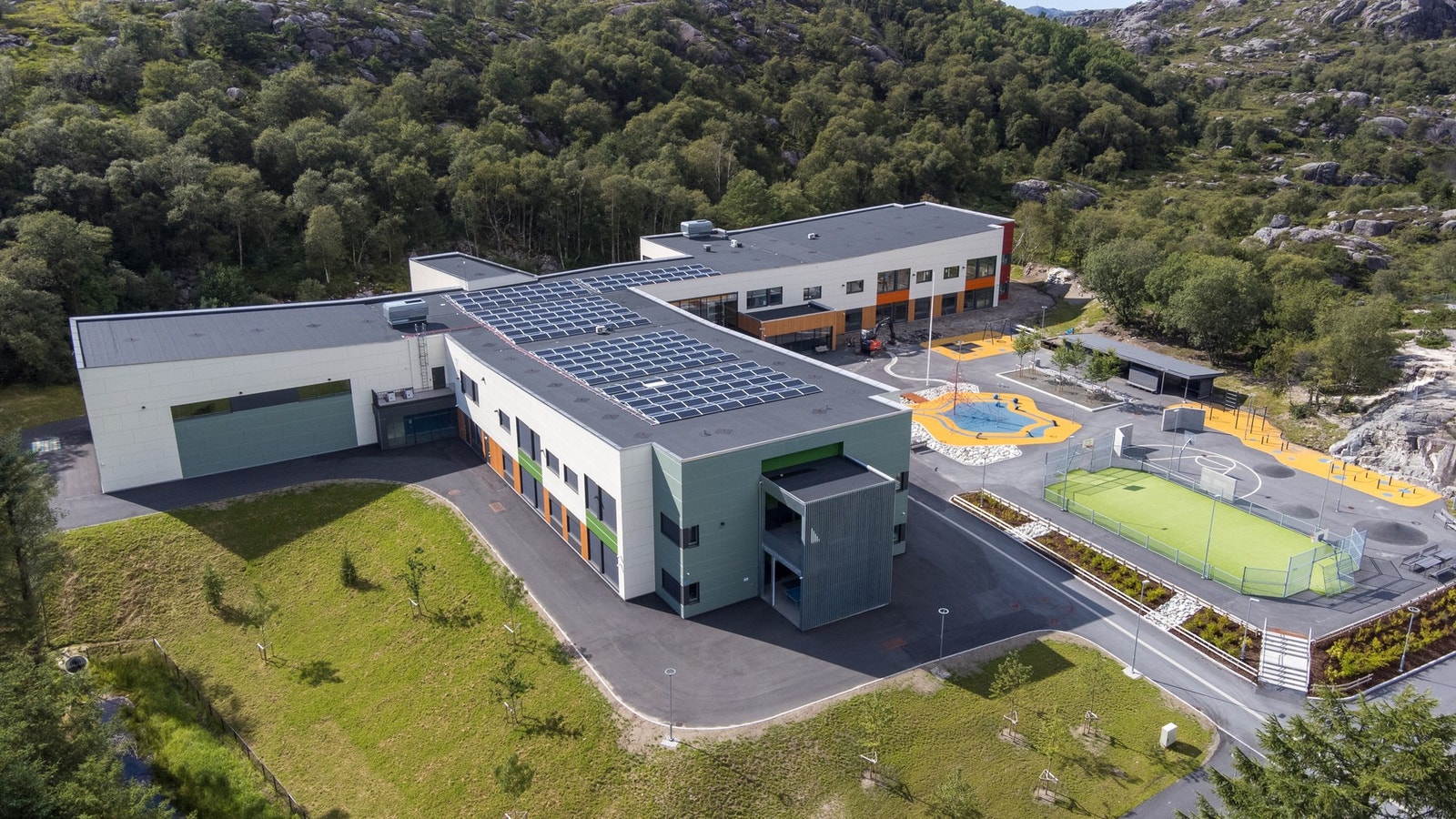Nye Eigerøy barneskole. Galleribilde
