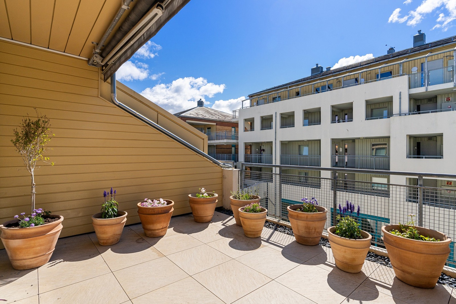 Solforholdene er svært gode.For mange vil dette være leilighetens naturlige favorittsted store deler av året Galleribilde