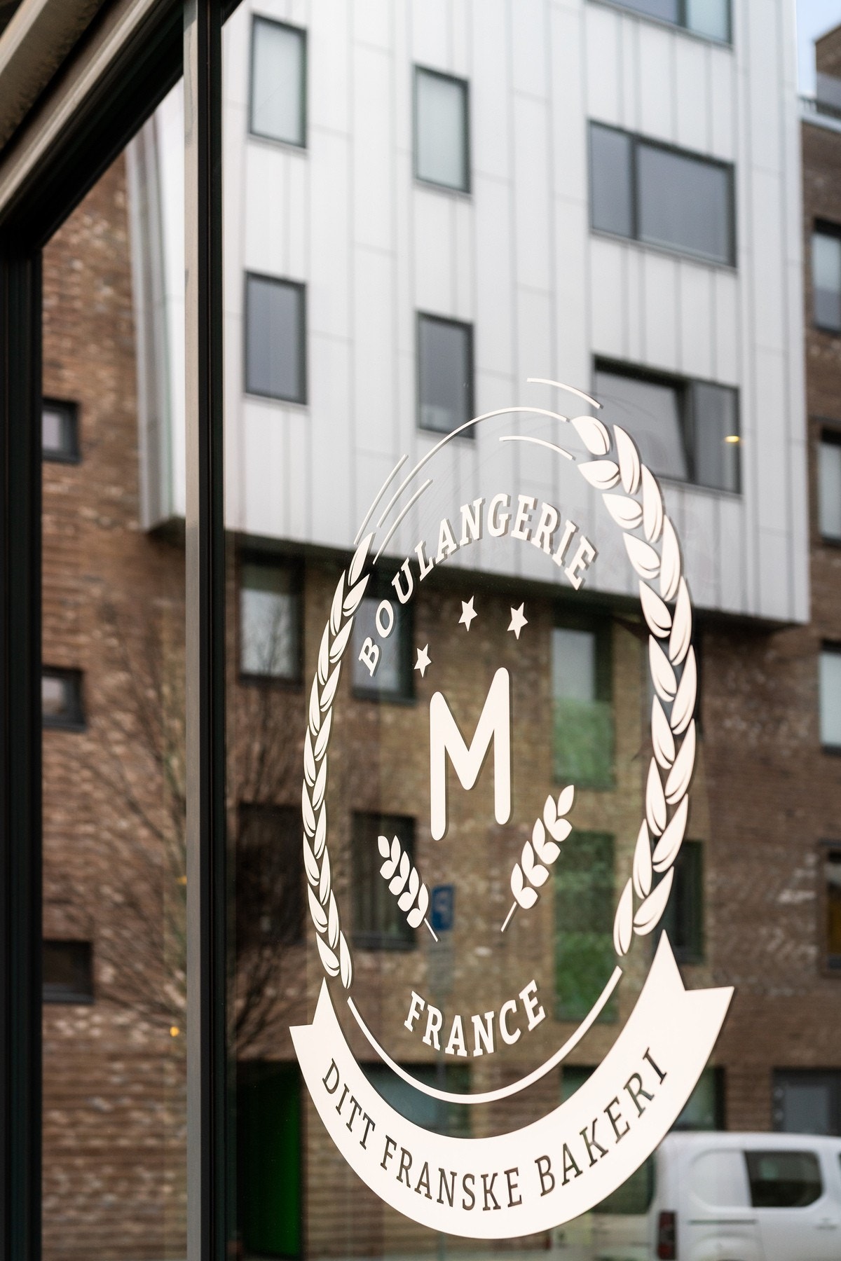 Boulangerie M ligger i umiddelbar nærhet serverer nydelig fransk håndverksbakst Galleribilde