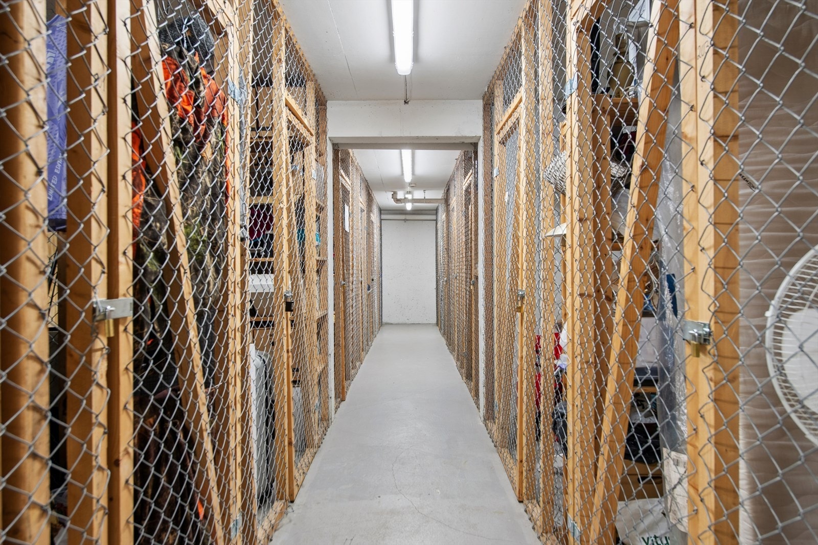Leiligheten disponerer en bod på 3 kvm for ekstra lagringsplass i kjelleren. Galleribilde