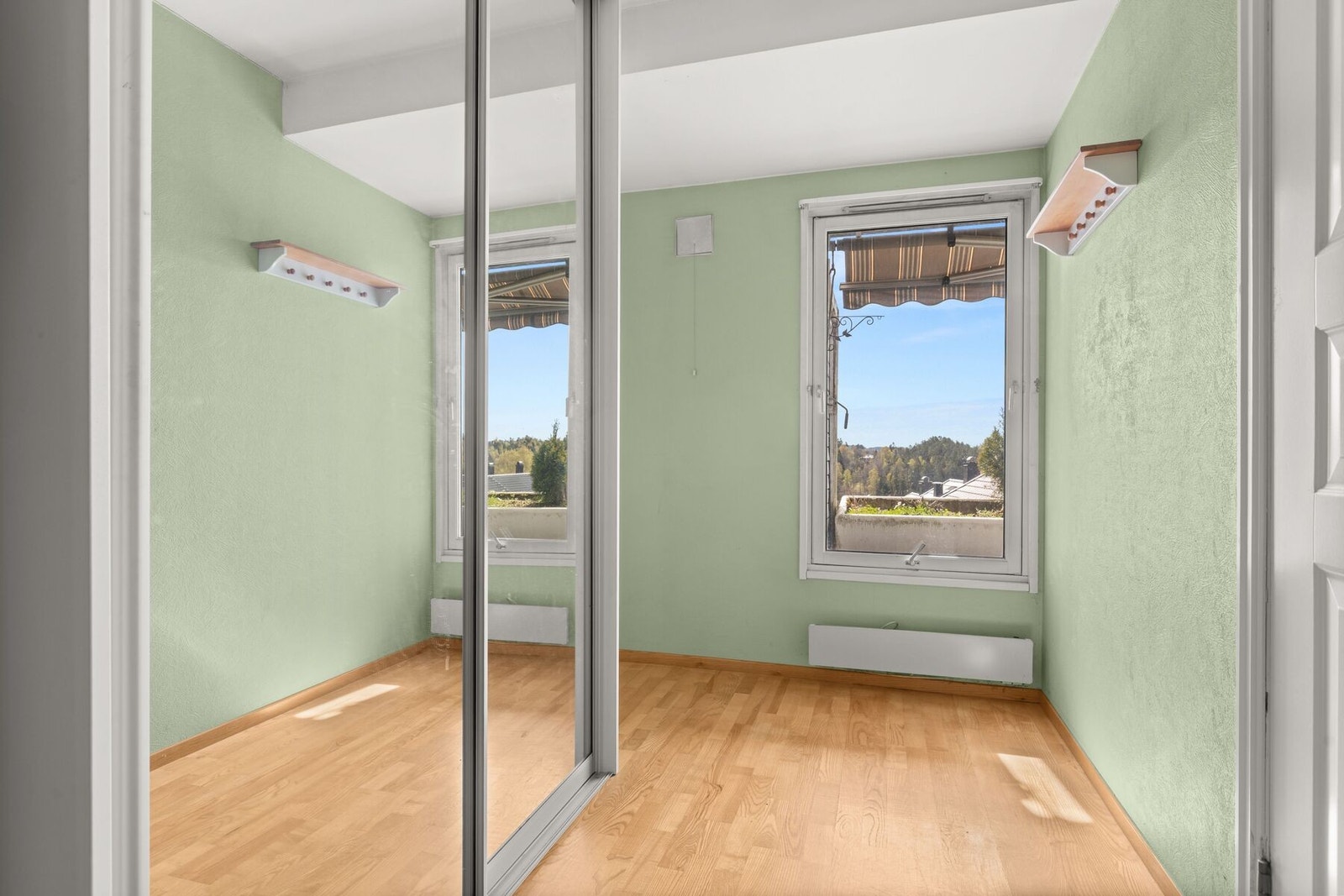 God plass til kontor på denne delen av soverommet. Galleribilde