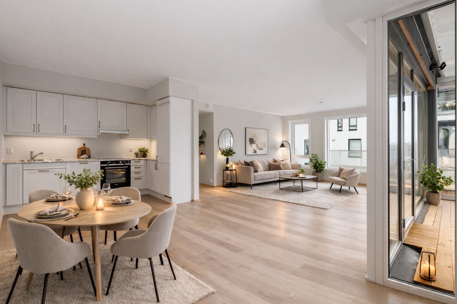 Rosenvinge Park ligger flott til på Høyda i Moss kommune med E6 kun noen få minutter unna. Galleribilde