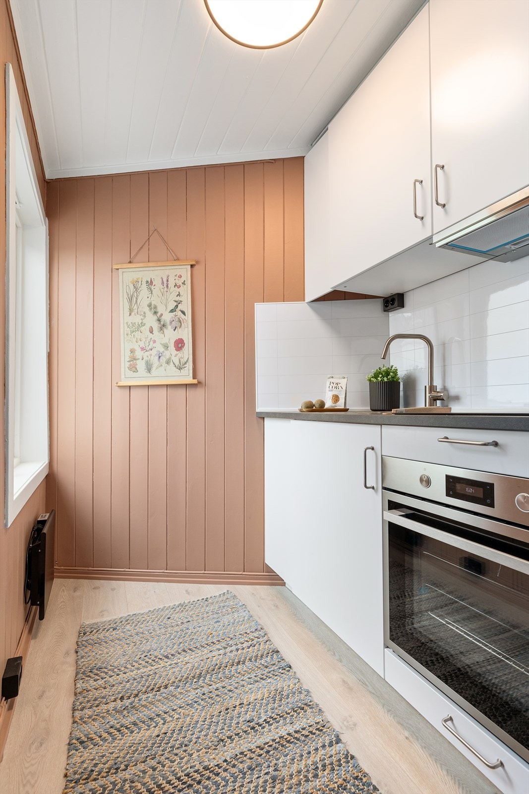 Plass for oppbevaring i skuffer og skap Galleribilde