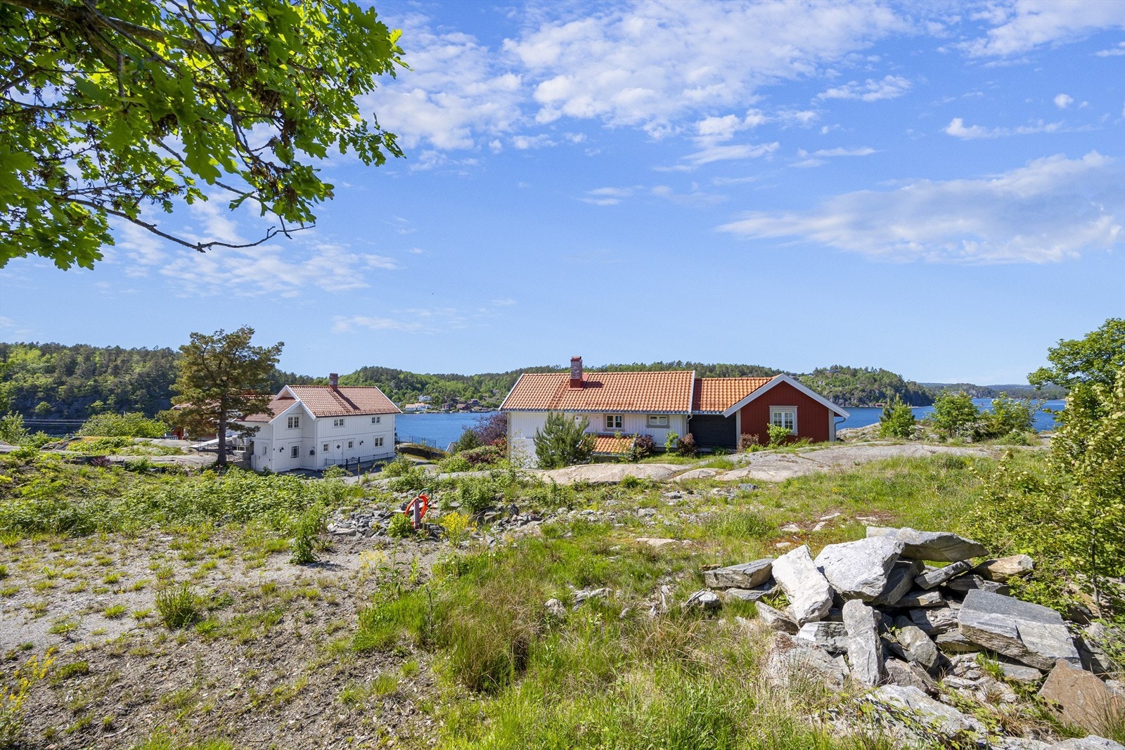 Velkommen til denne byggeklare tomten på Borøy.
Foto: Hallvard Rimereit Galleribilde