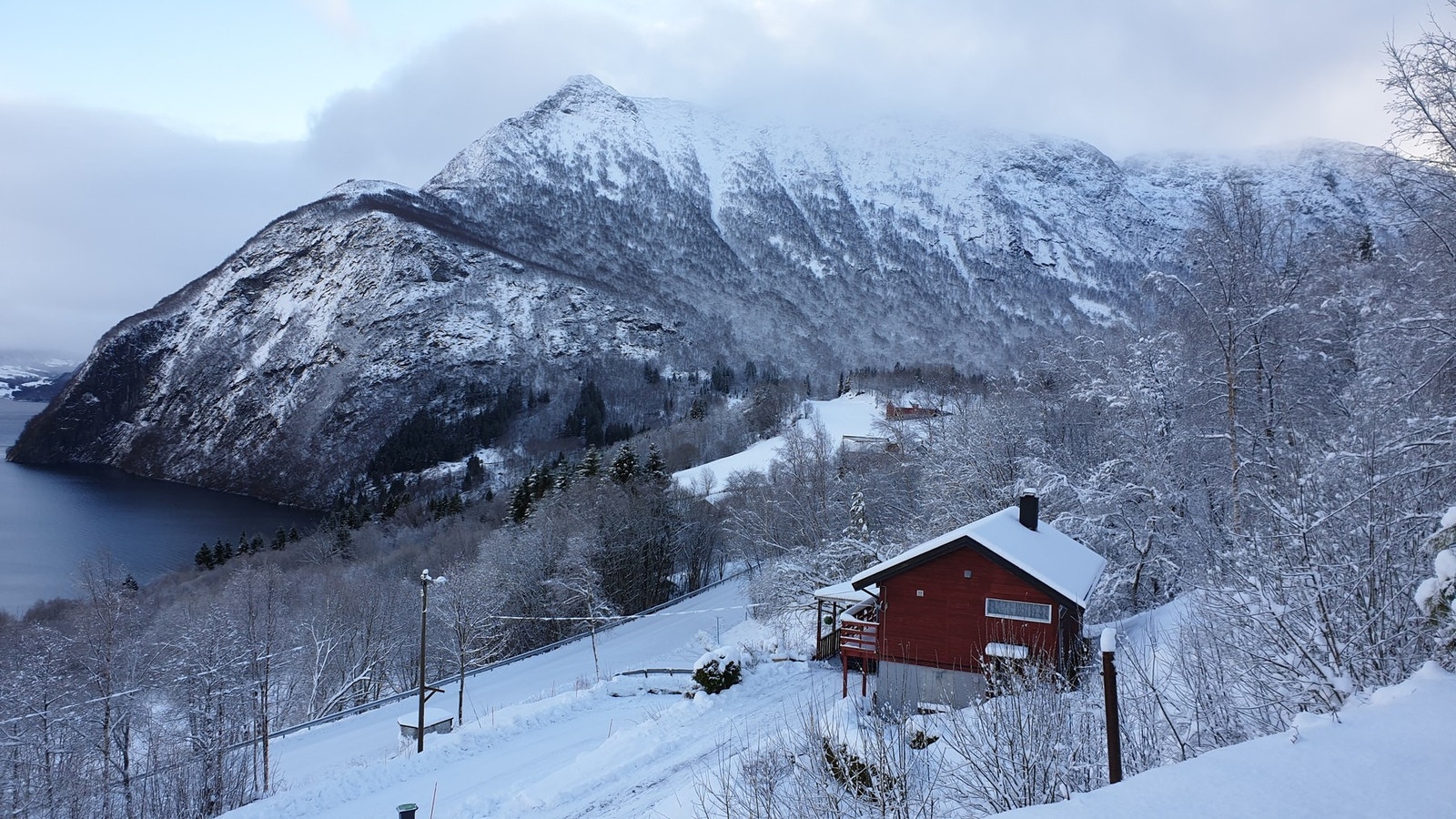 Klokkstranda i vinterdrakt. Privat bilde fra selger. Galleribilde