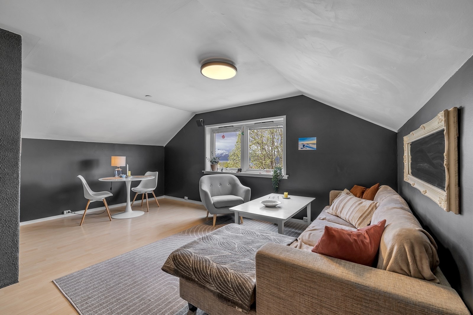 Oppholdsrom utleie loft Galleribilde