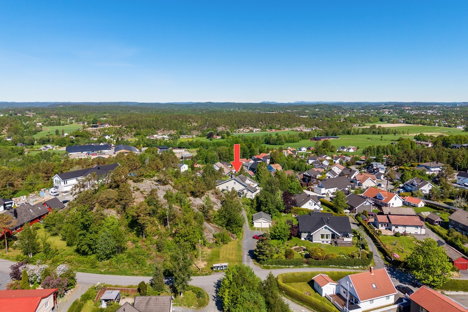 Oversiktsbilde som viser den sentrale beliggenheten. Galleribilde