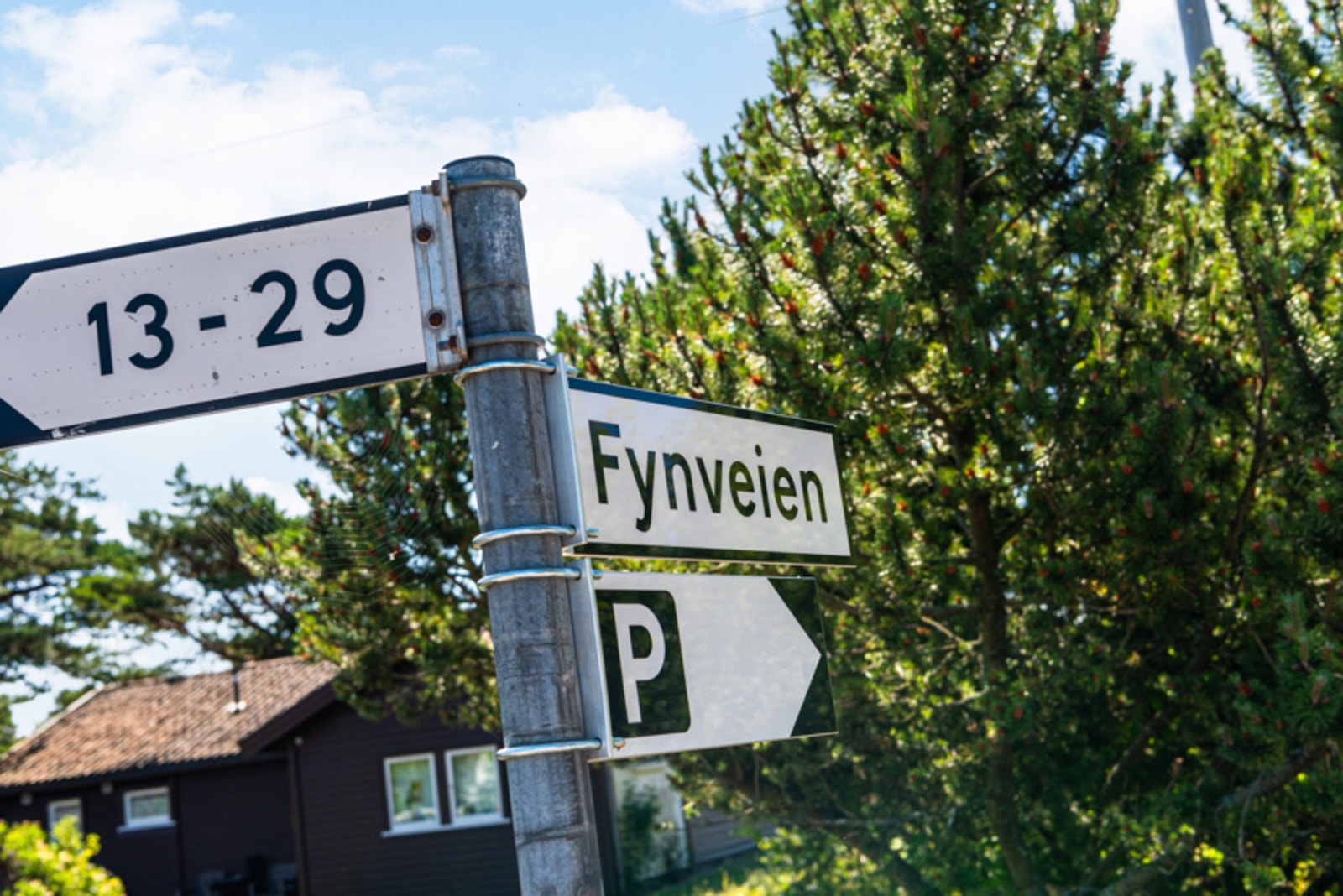 Offentlig parkeringsplass finnes på Fynsletta Galleribilde