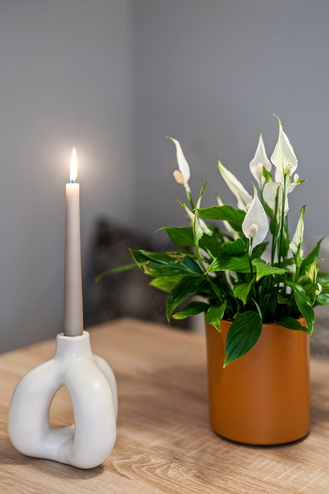 Gjennomtenkte detaljer og en helhetlig stil preger leiligheten. Galleribilde