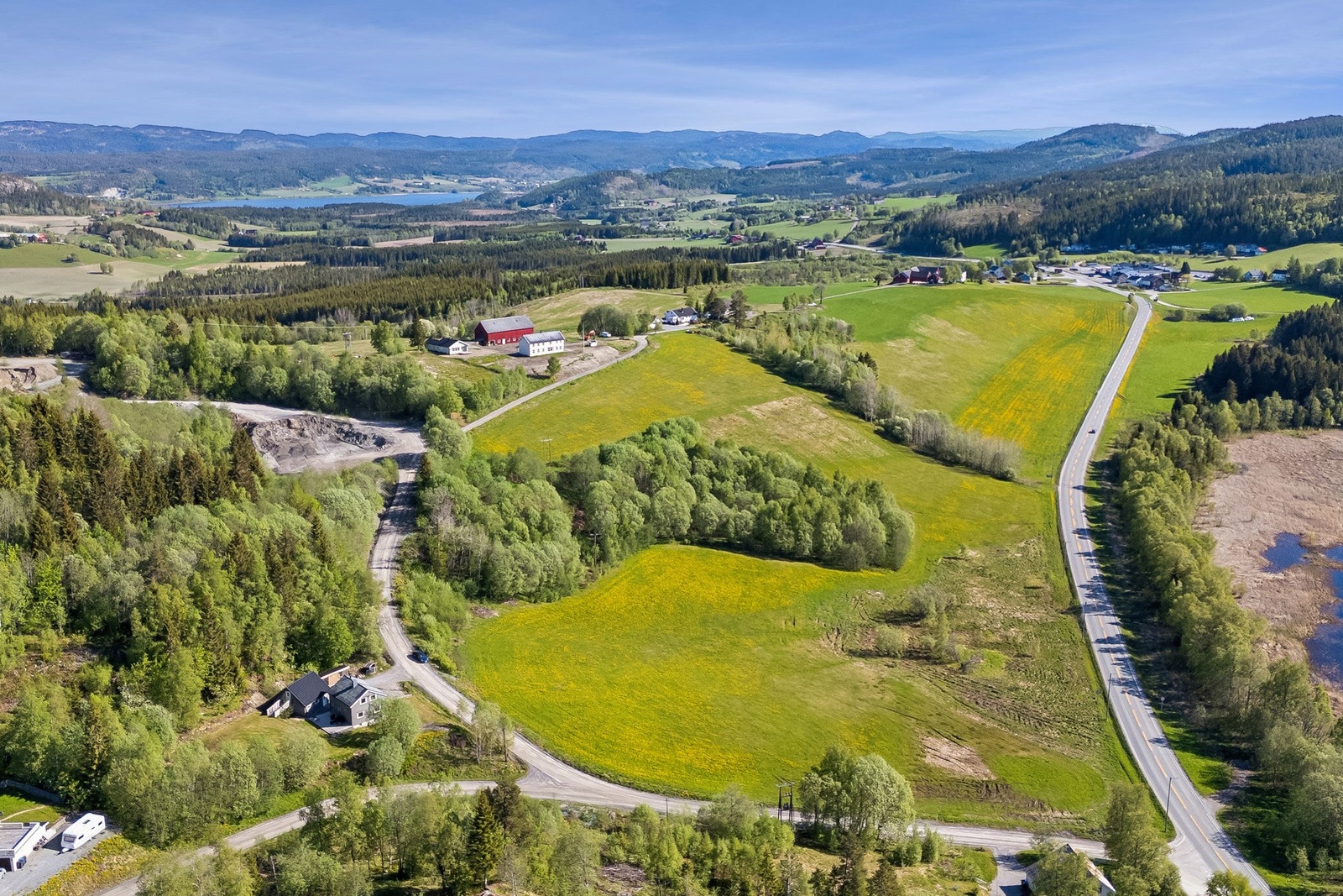 Ligger like ved Asphaugen Galleribilde