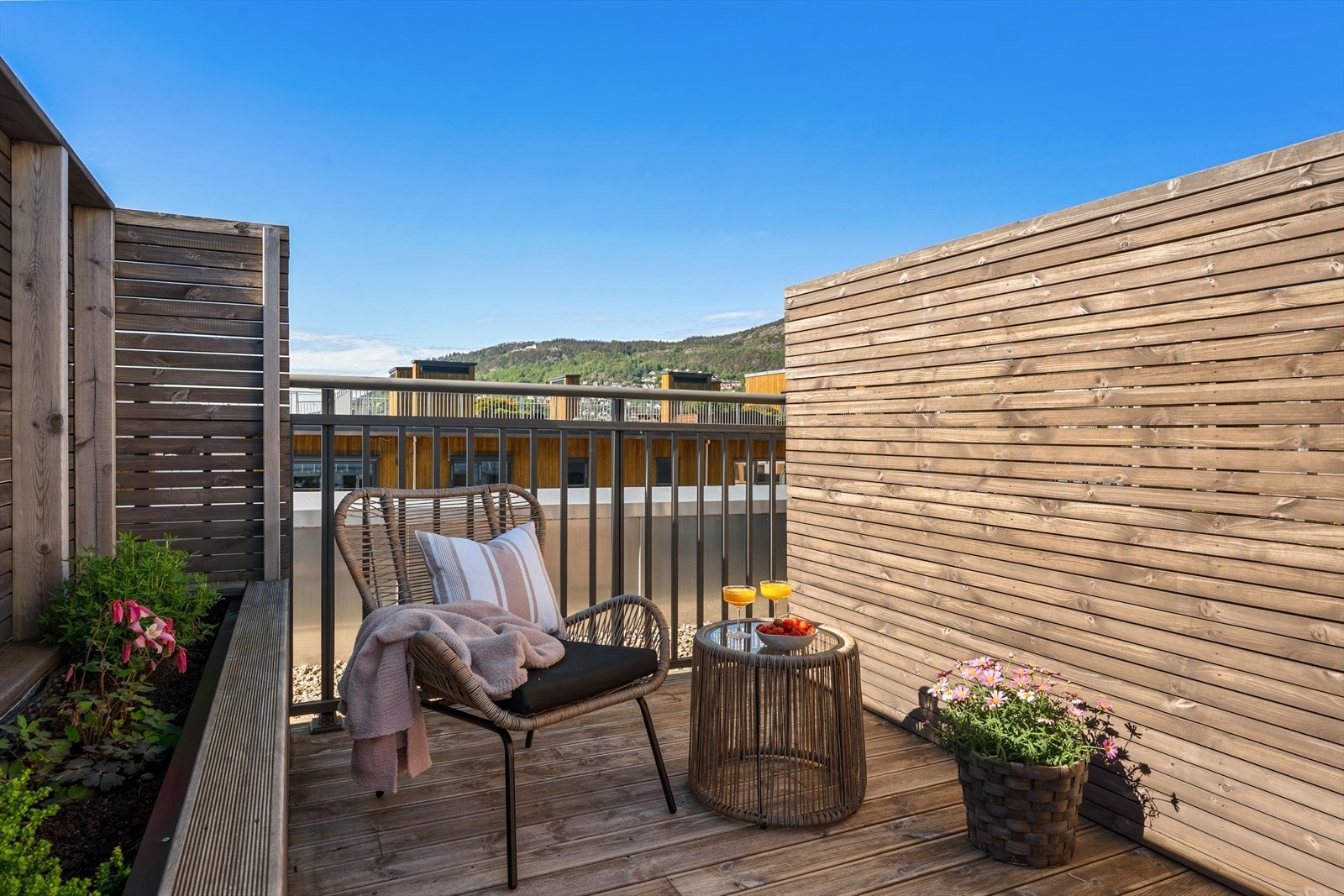 - En supersentral leilighet med moderne kvaliteter og egen seksjon på felles takterrasse - Galleribilde