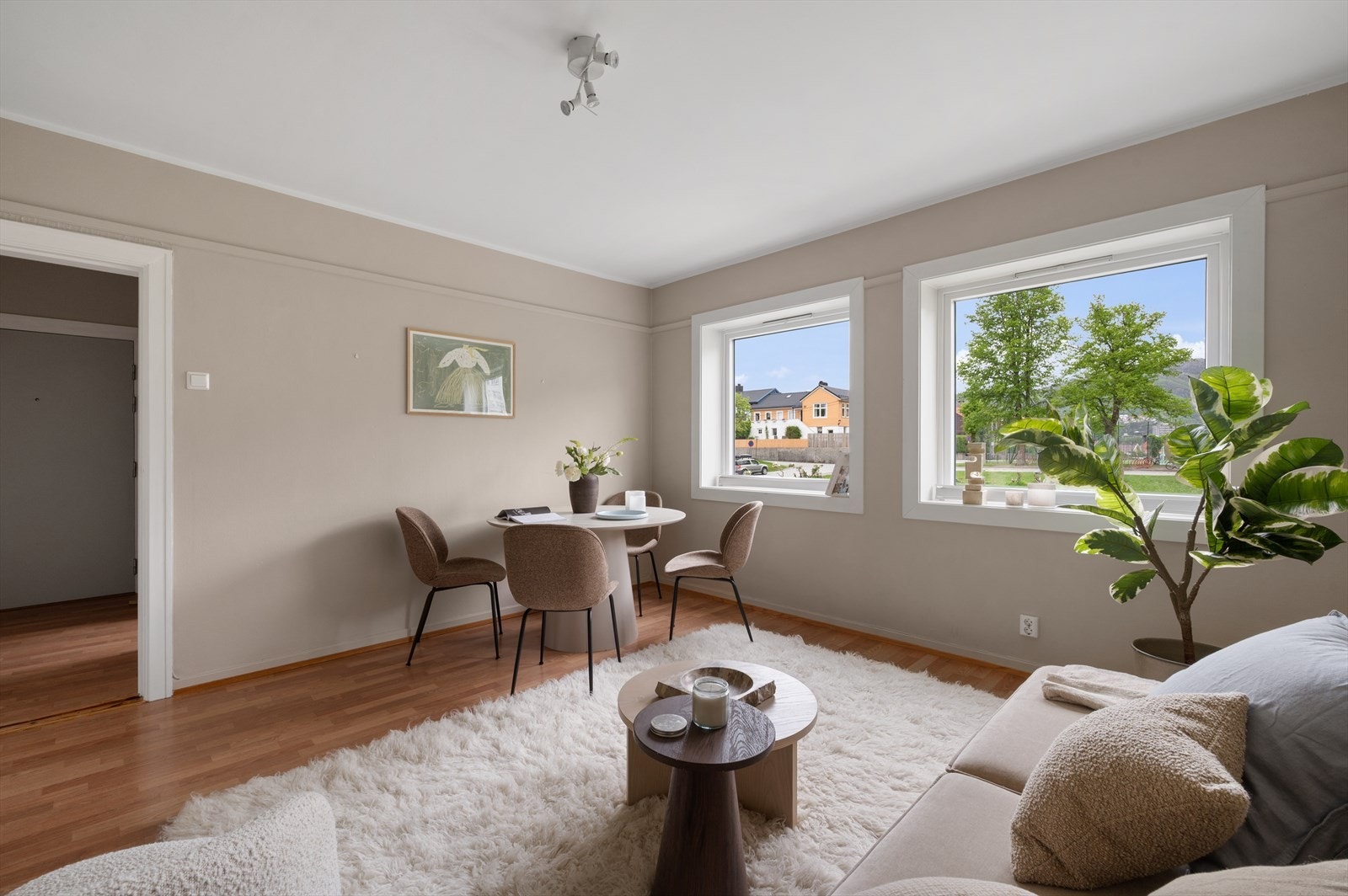 - Stuen måler 17,2m² - Galleribilde