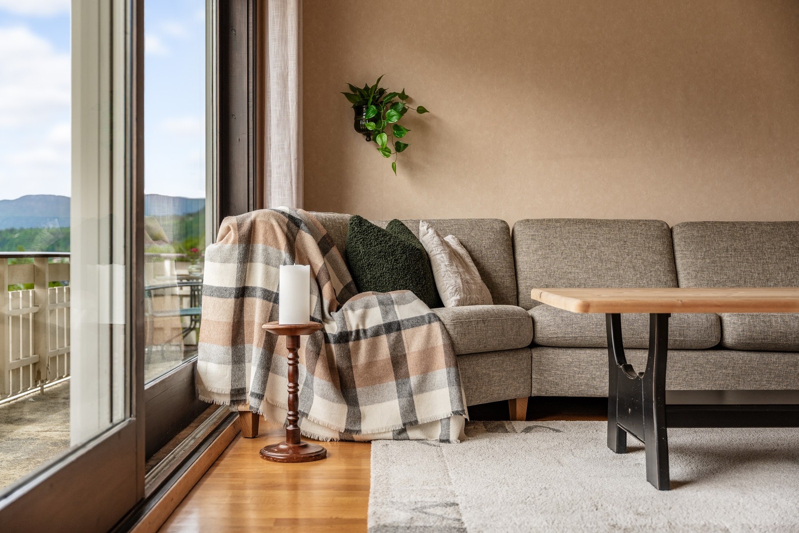 Meld deg på visningen i dag dersom du vurderer å kjøpe eiendommen. Ikke gå glipp av eventuelle invitasjoner til privatvisning eller annen info som potensielt kan sendes ut. Galleribilde