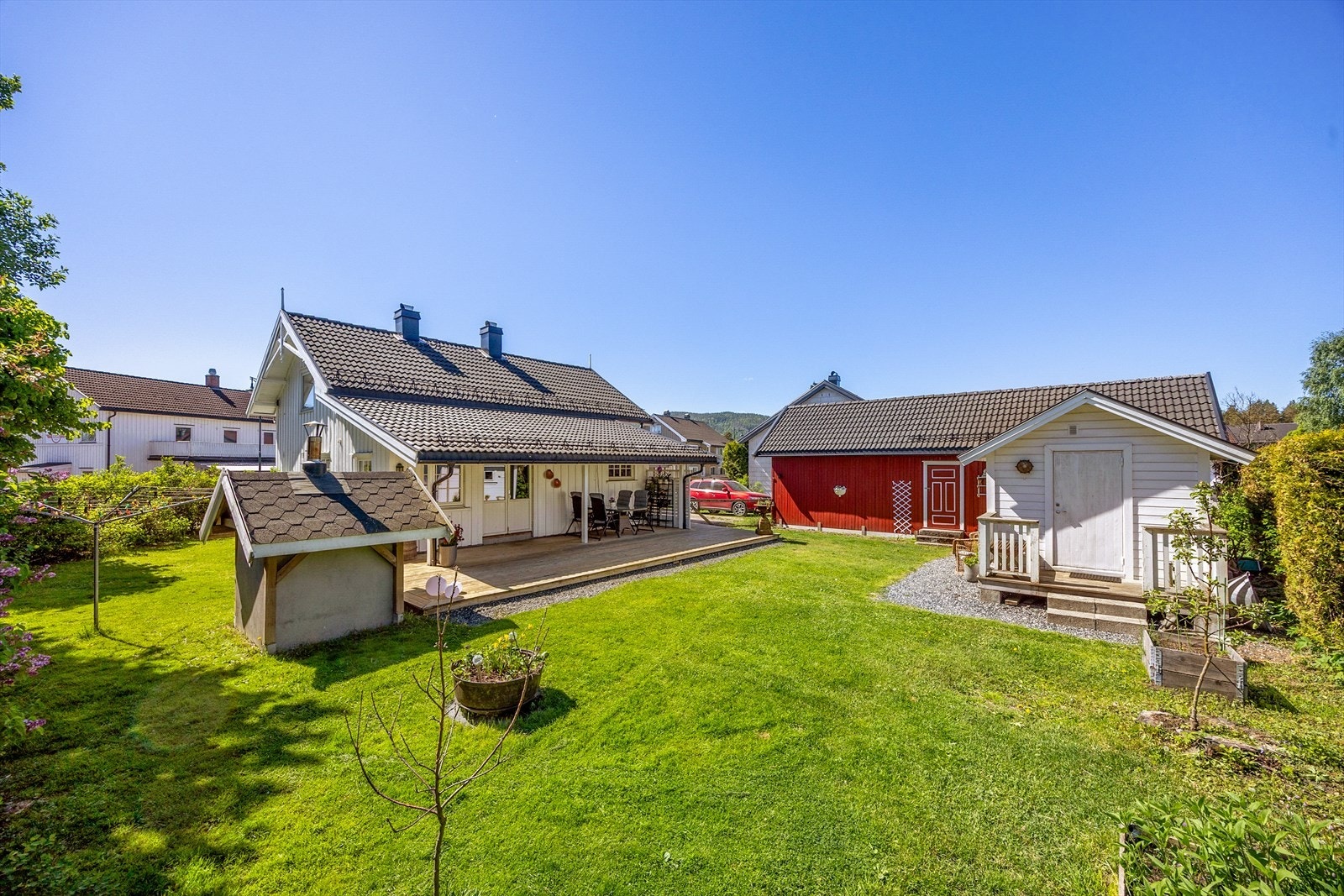 EiendomsMegler1 ved Patrick Gulmælæ presenterer Hovedgata 47! Foto Inbovi Galleribilde
