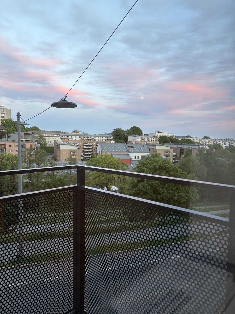 Utsikt fra balkong Galleribilde
