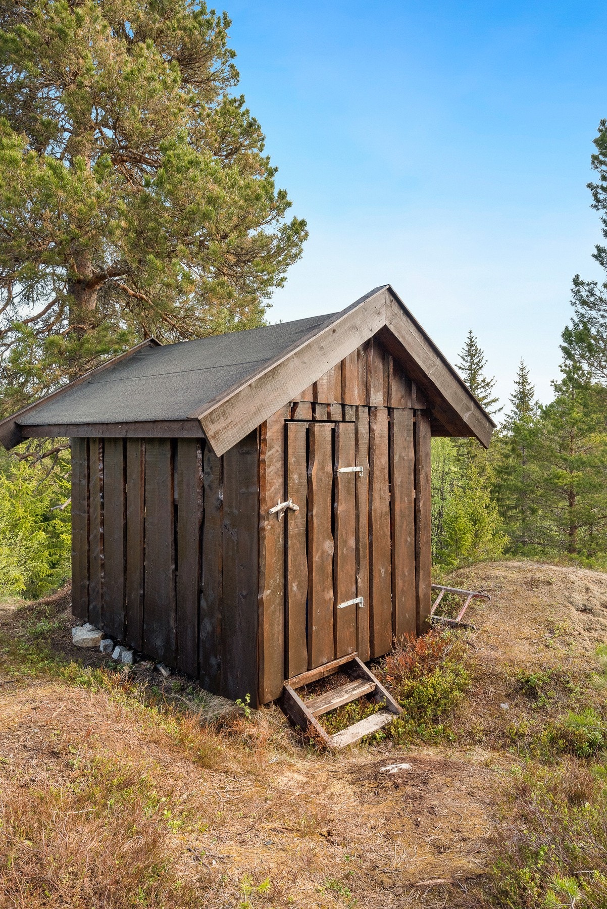 Vedboden ble bygd i 2013 og er på 6m². Galleribilde