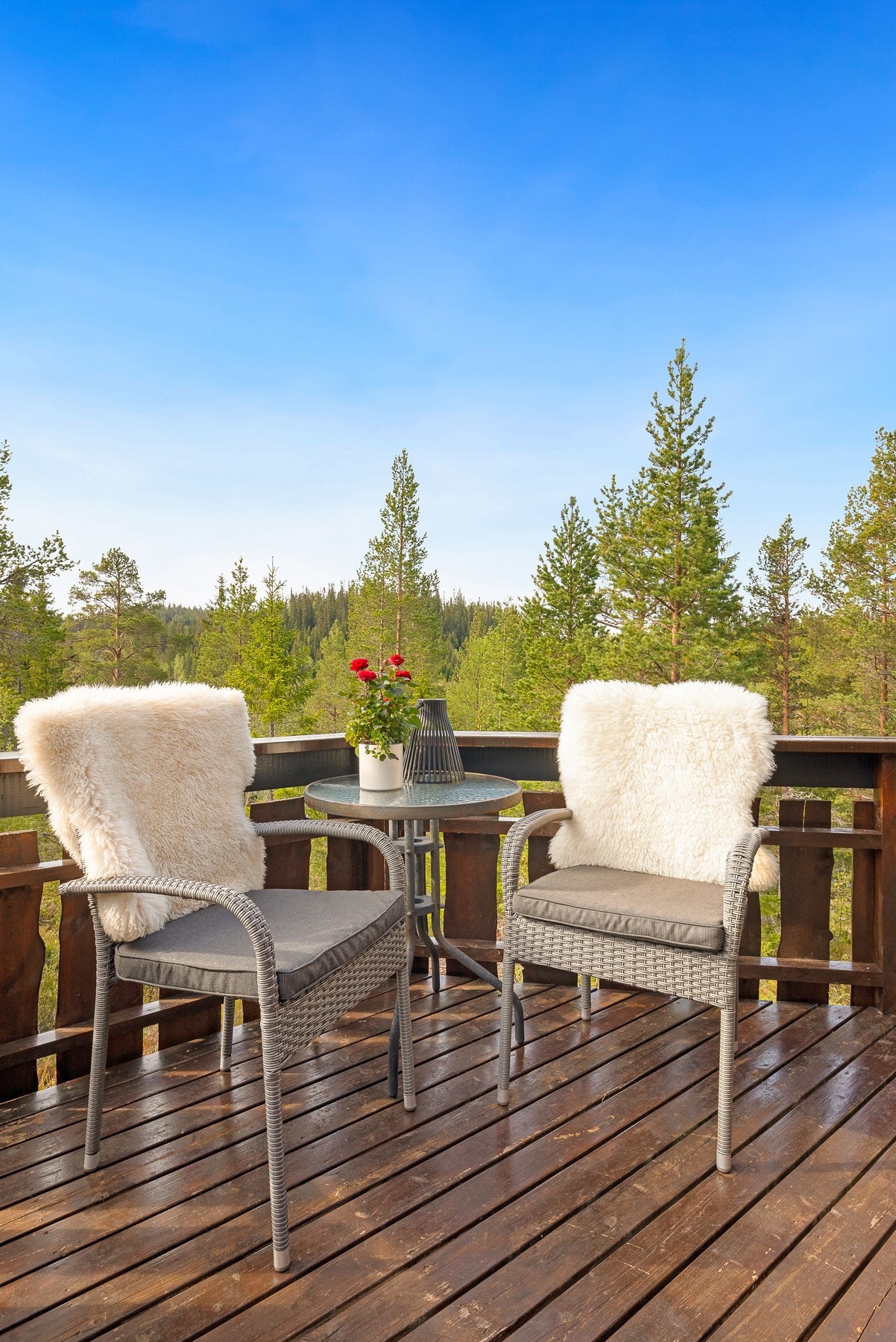 Detalj. Uthuset har en terrasse på 26m². Galleribilde