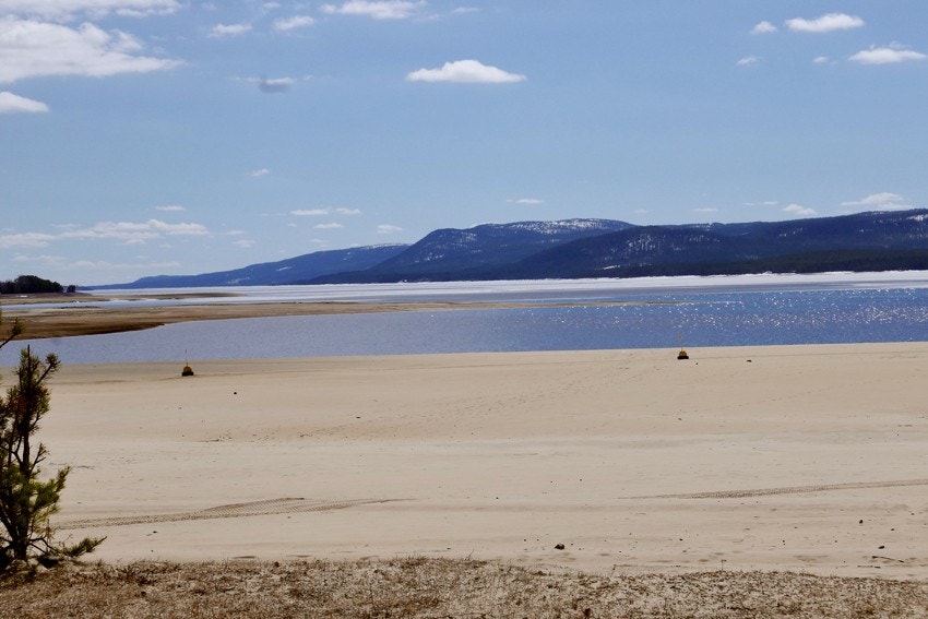 Stranden i nord Osen. Galleribilde