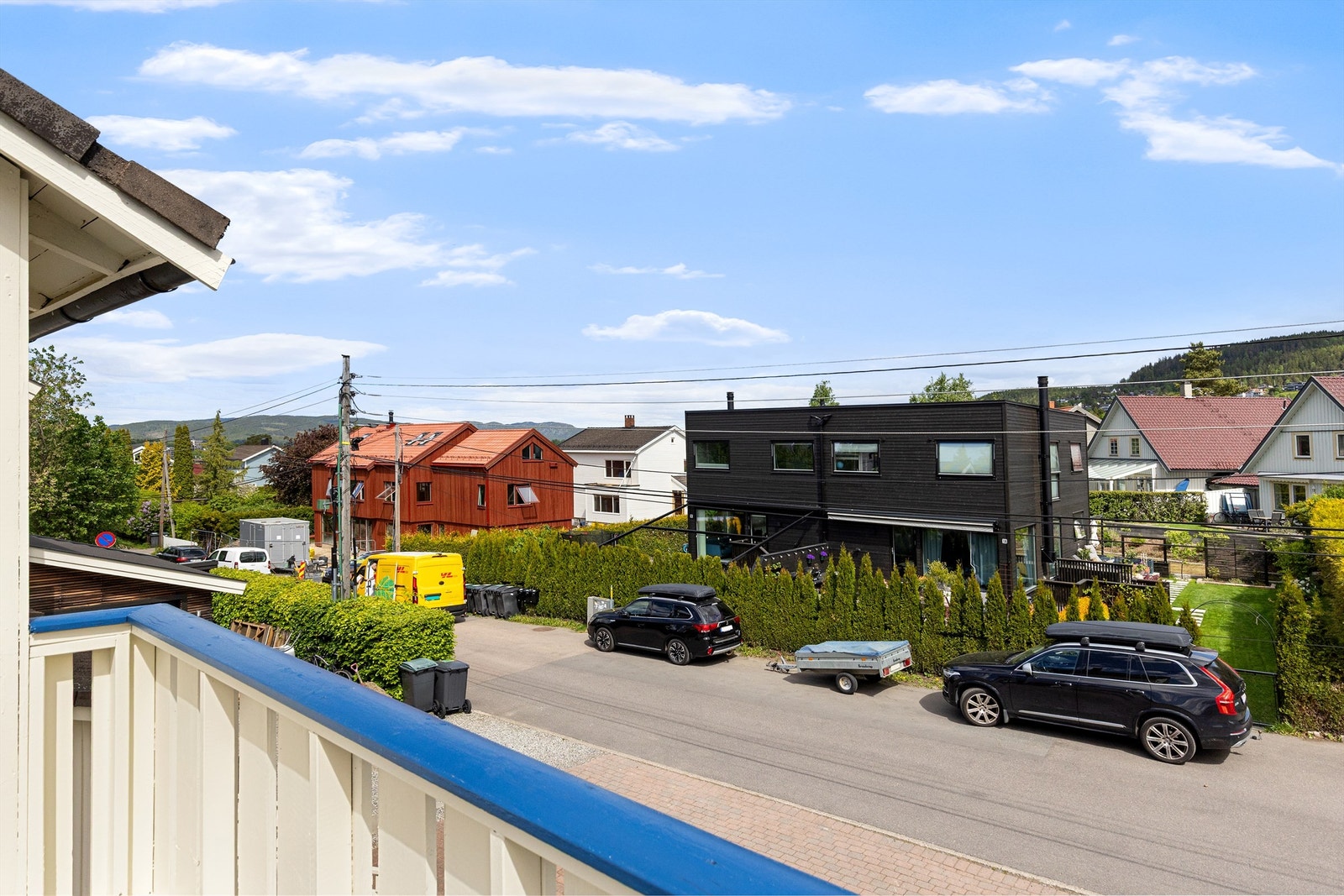 Utsyn over nabolaget Galleribilde