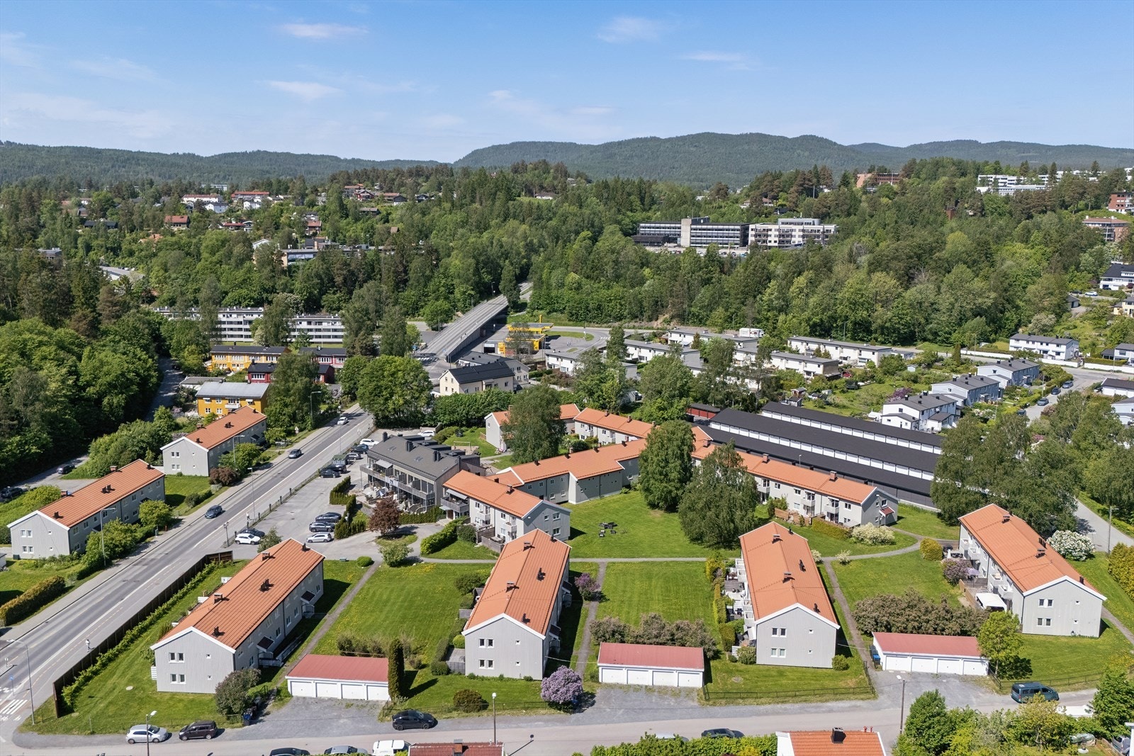 Få min. gange til Eikeli skole, Rema1000 og bussholdeplass! Galleribilde