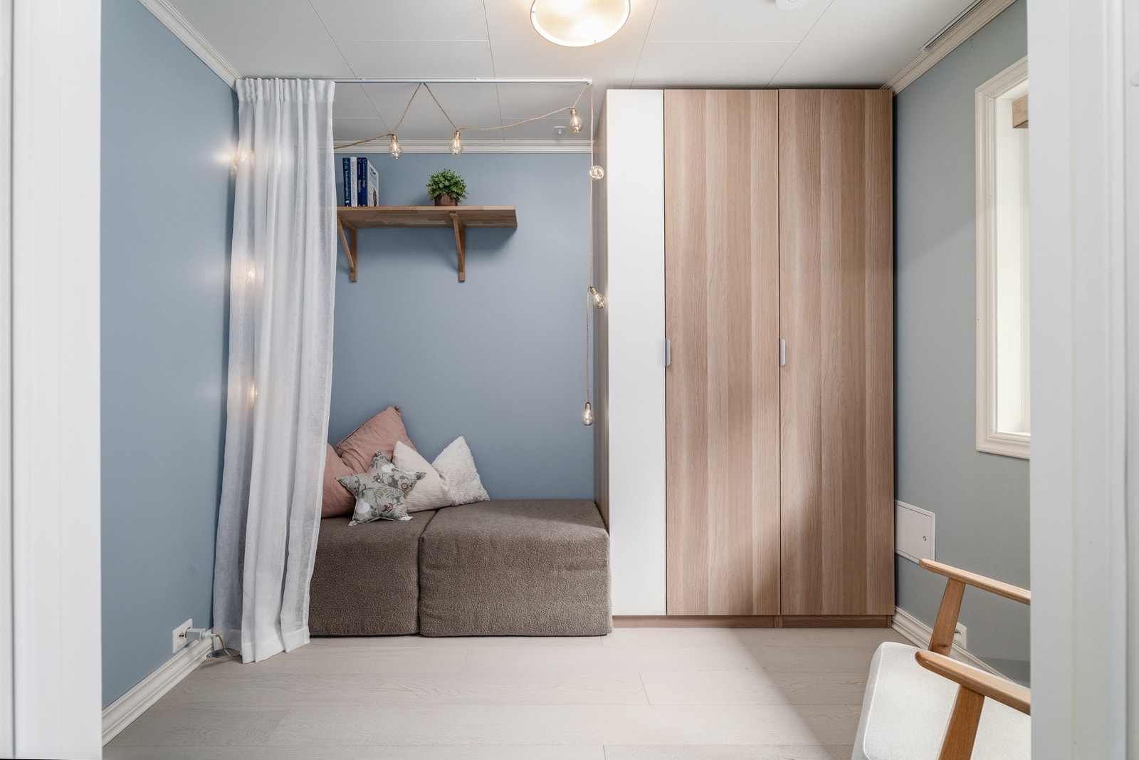 Rommet passer perfekt som gjesterom, barnerom eller kontor ved behov og ønske. Galleribilde