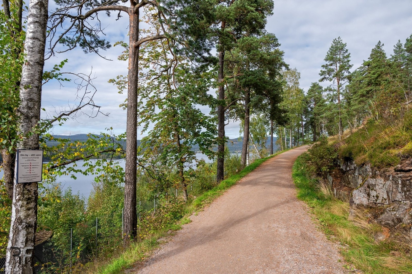 Fra Solsiden har du enkel tilgang til marka og de vakre omgivelsene i Maridalen Galleribilde